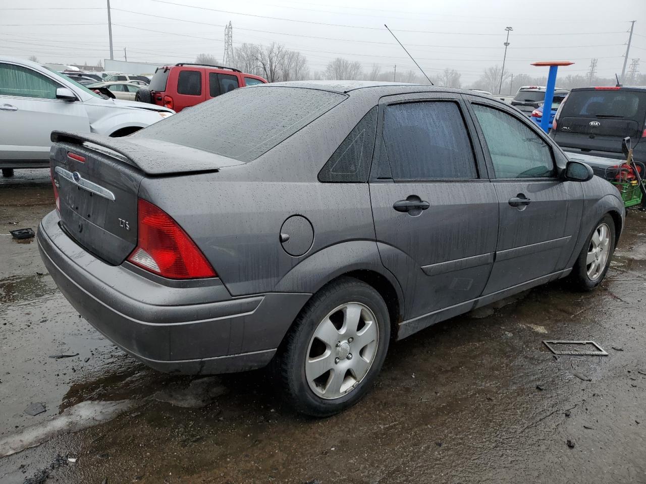 Photo 2 VIN: 1FAFP38332W262686 - FORD FOCUS 