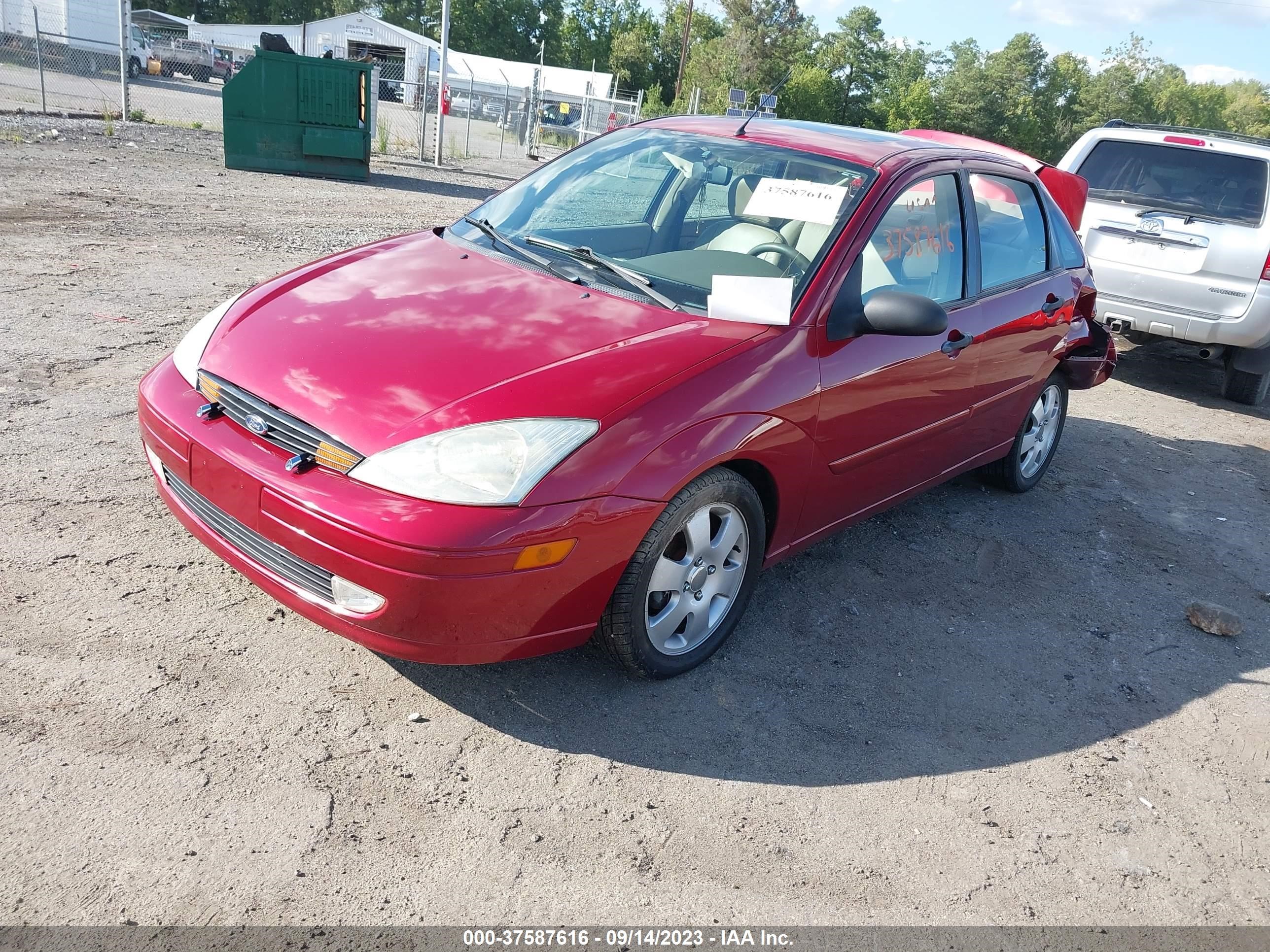 Photo 1 VIN: 1FAFP38332W301924 - FORD FOCUS 