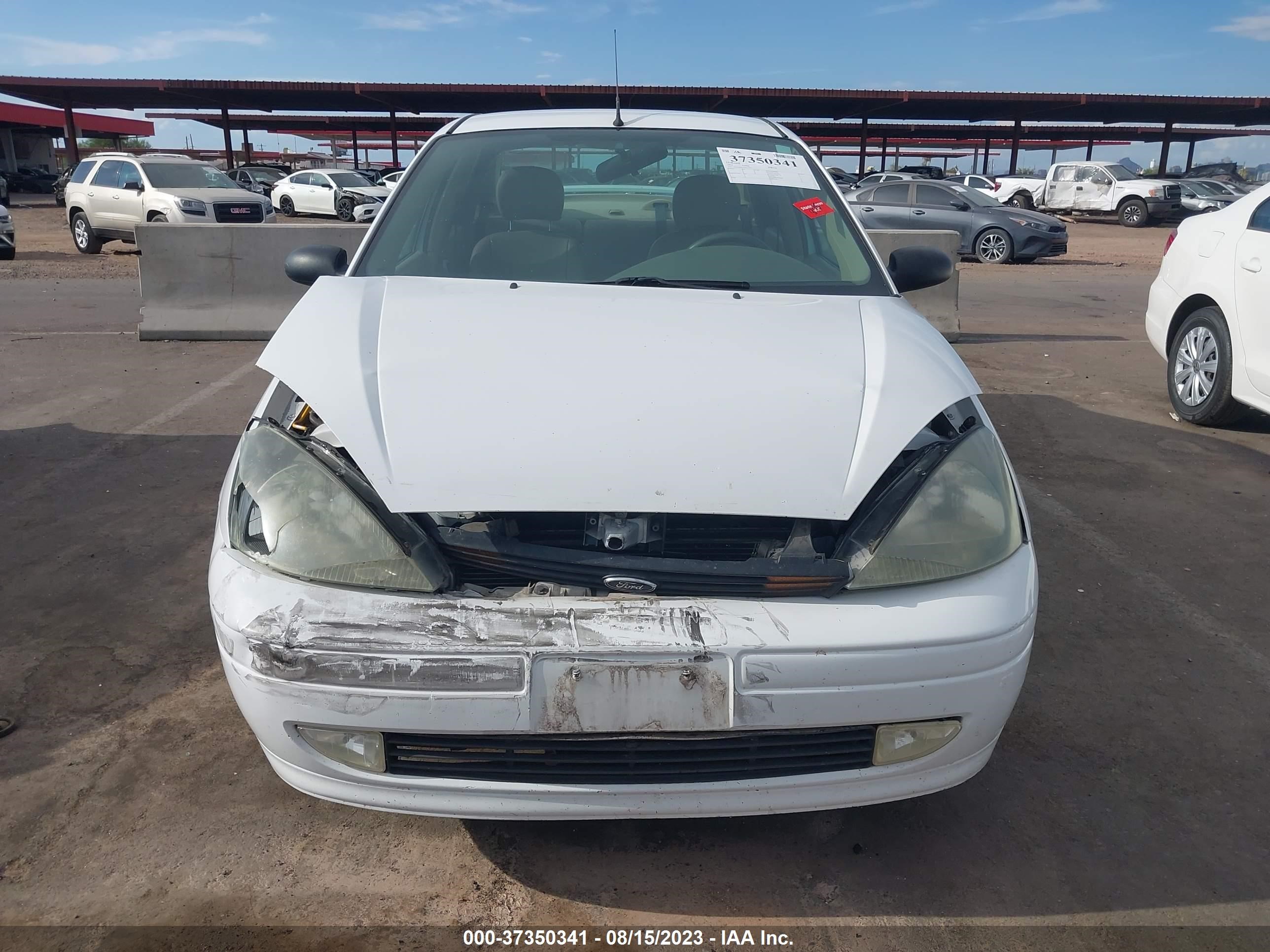 Photo 11 VIN: 1FAFP38Z03W277023 - FORD FOCUS 