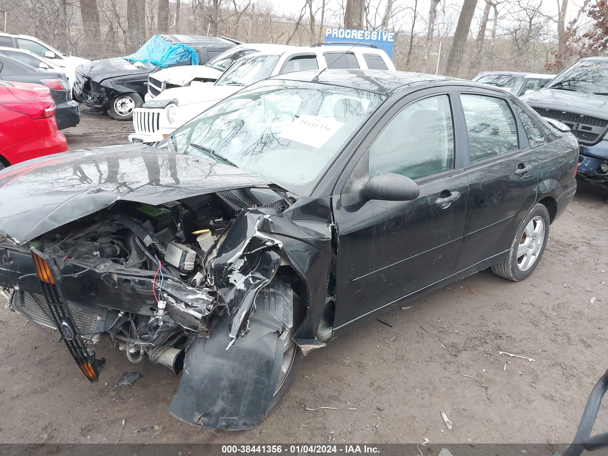 Photo 1 VIN: 1FAFP38Z24W143650 - FORD FOCUS 