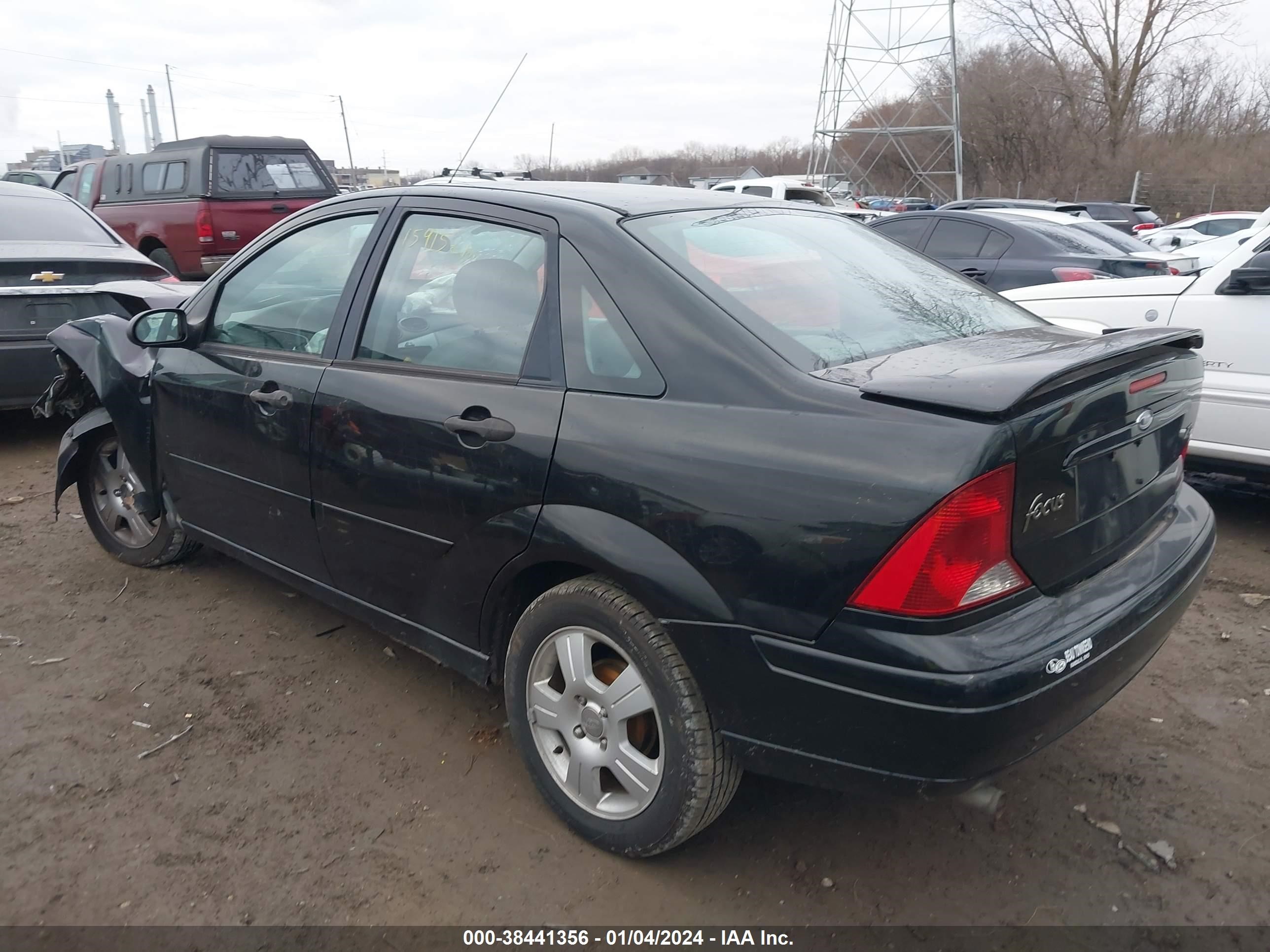 Photo 2 VIN: 1FAFP38Z24W143650 - FORD FOCUS 