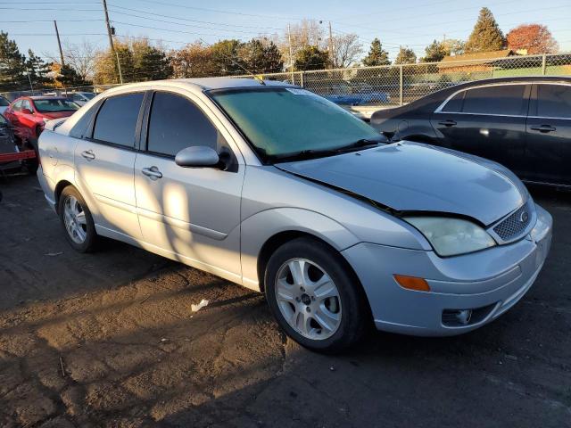 Photo 3 VIN: 1FAFP38Z25W311126 - FORD FOCUS ZX4 