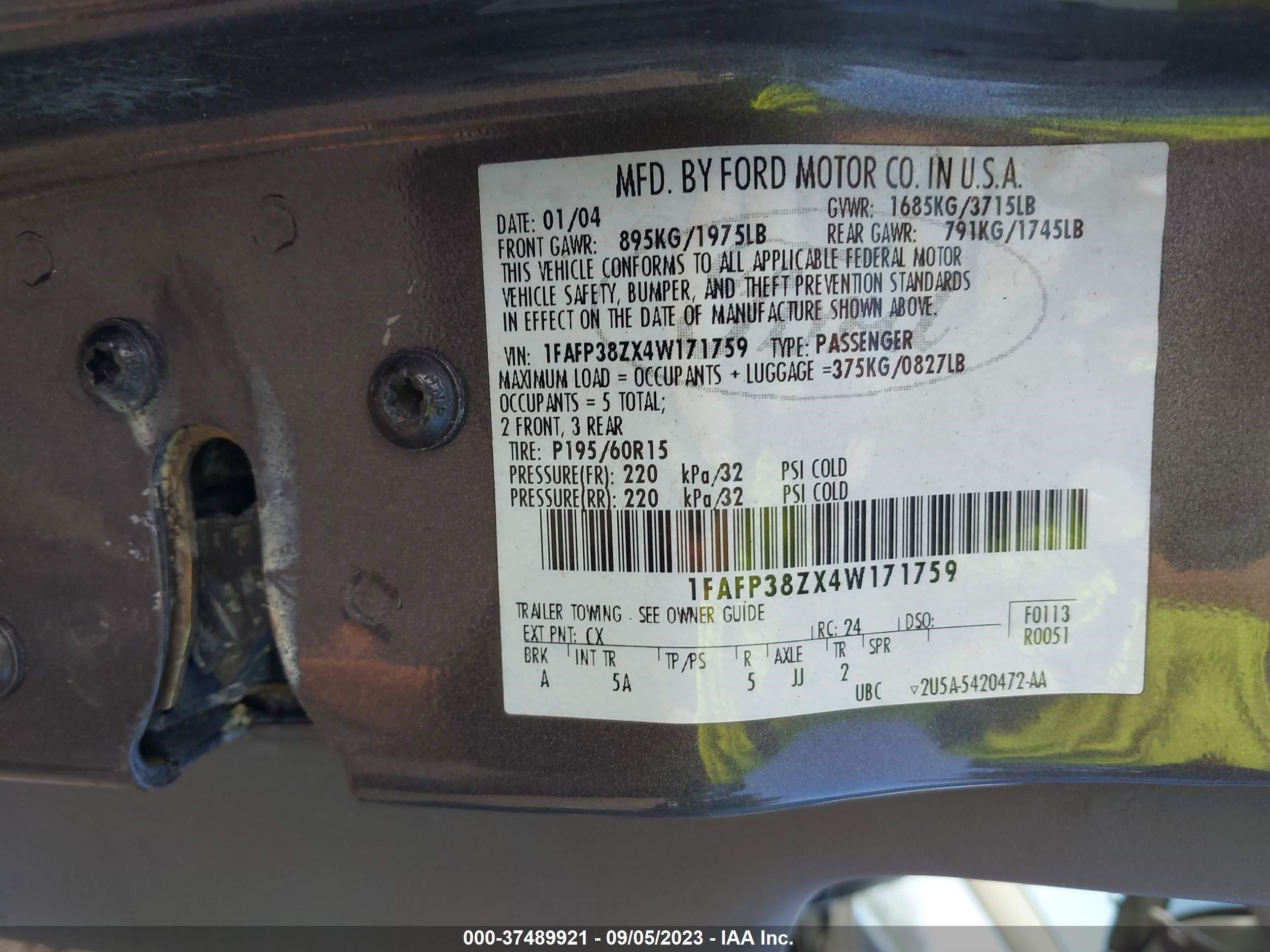 Photo 8 VIN: 1FAFP38ZX4W171759 - FORD FOCUS 