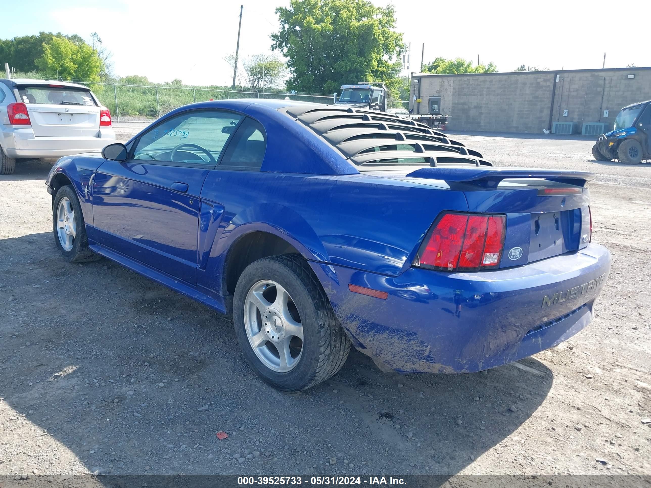 Photo 2 VIN: 1FAFP40403F368606 - FORD MUSTANG 