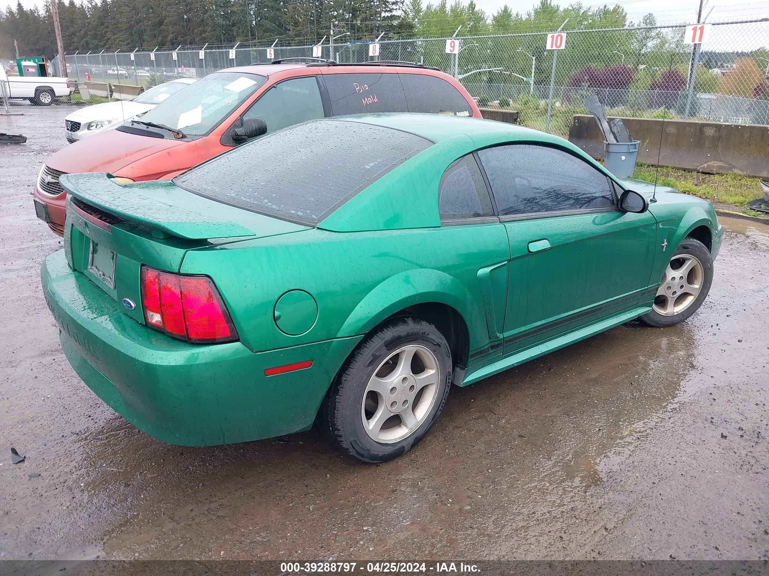 Photo 3 VIN: 1FAFP40421F128048 - FORD MUSTANG 