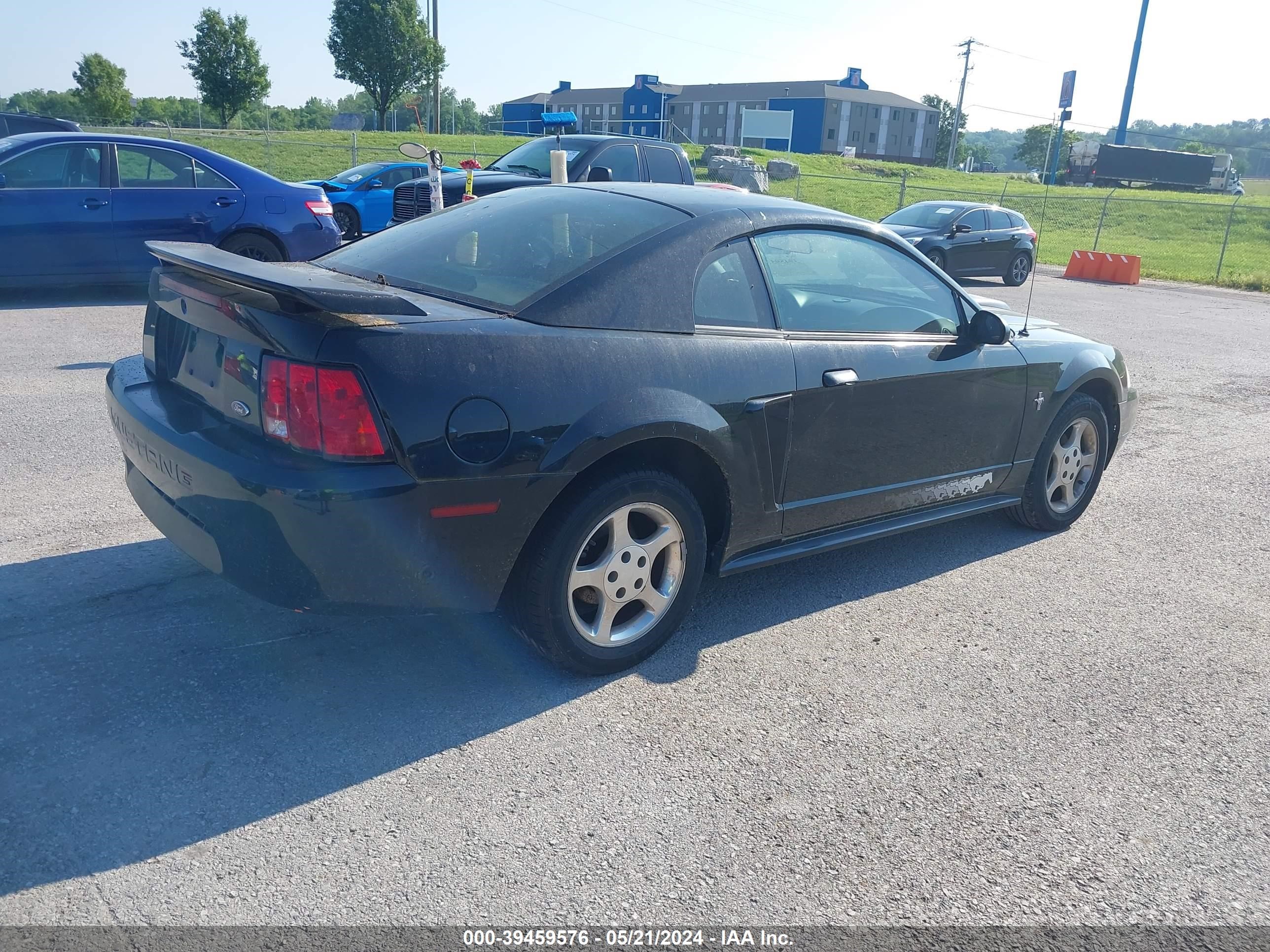 Photo 3 VIN: 1FAFP40423F355033 - FORD MUSTANG 