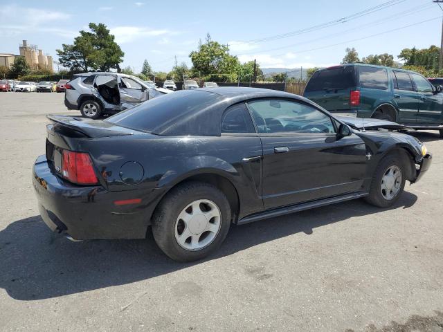 Photo 2 VIN: 1FAFP4042YF153073 - FORD MUSTANG 