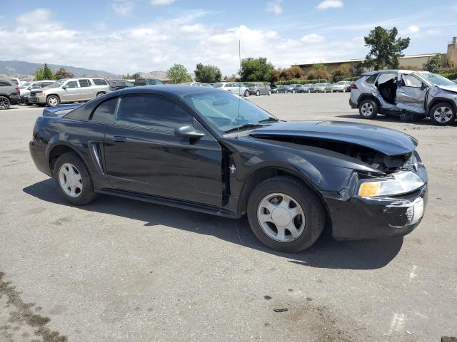 Photo 3 VIN: 1FAFP4042YF153073 - FORD MUSTANG 