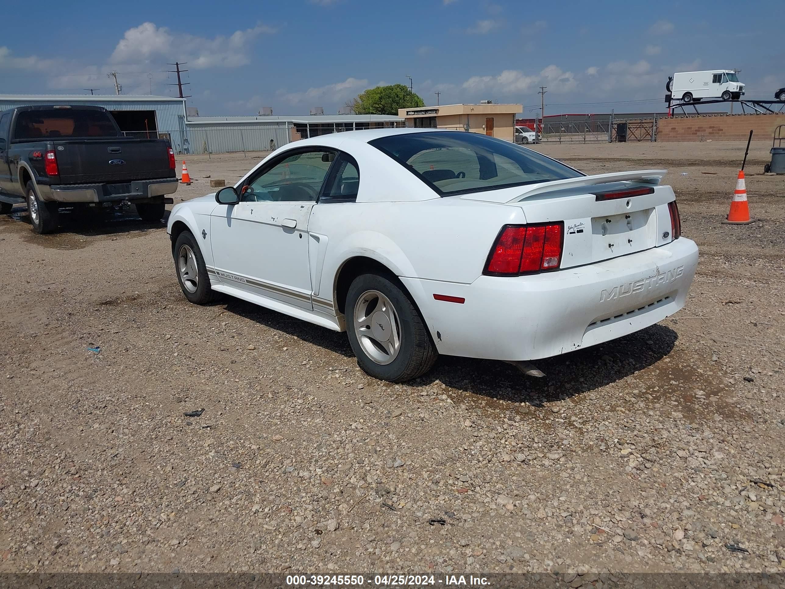 Photo 2 VIN: 1FAFP4043XF204059 - FORD MUSTANG 