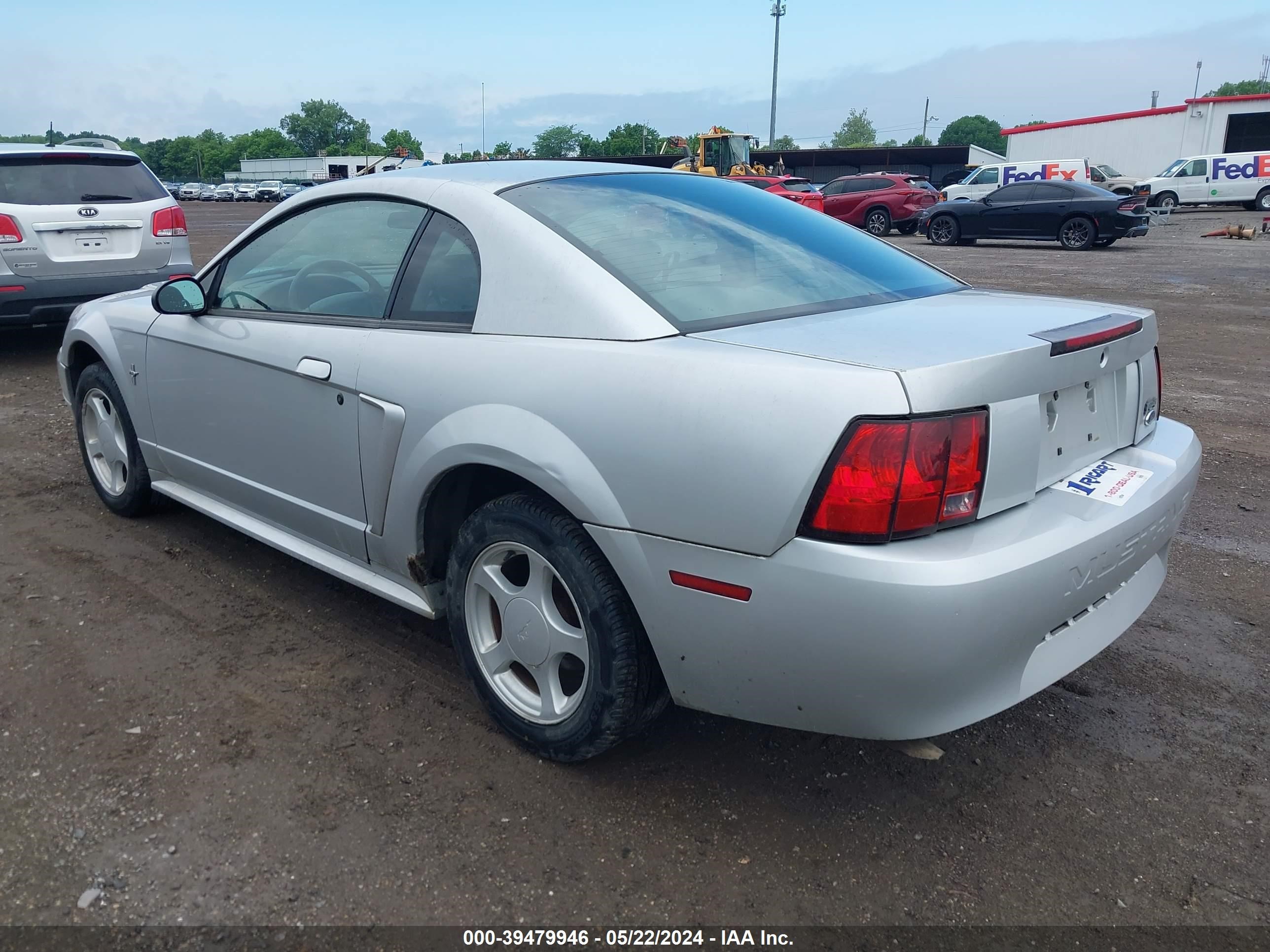 Photo 2 VIN: 1FAFP40443F316623 - FORD MUSTANG 