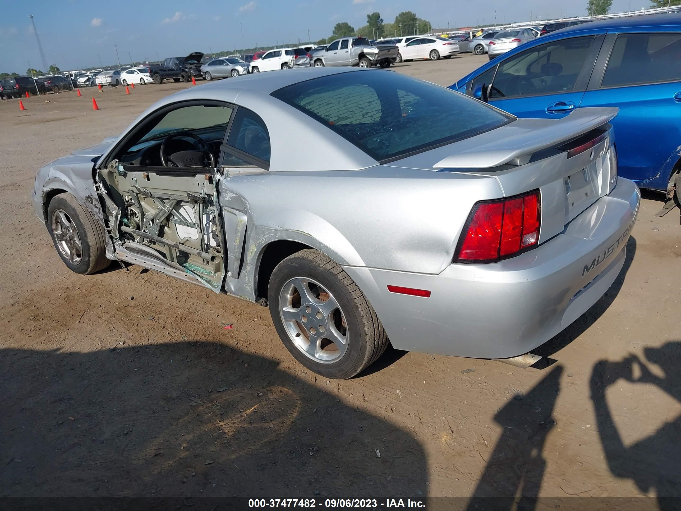 Photo 2 VIN: 1FAFP40444F116987 - FORD MUSTANG 