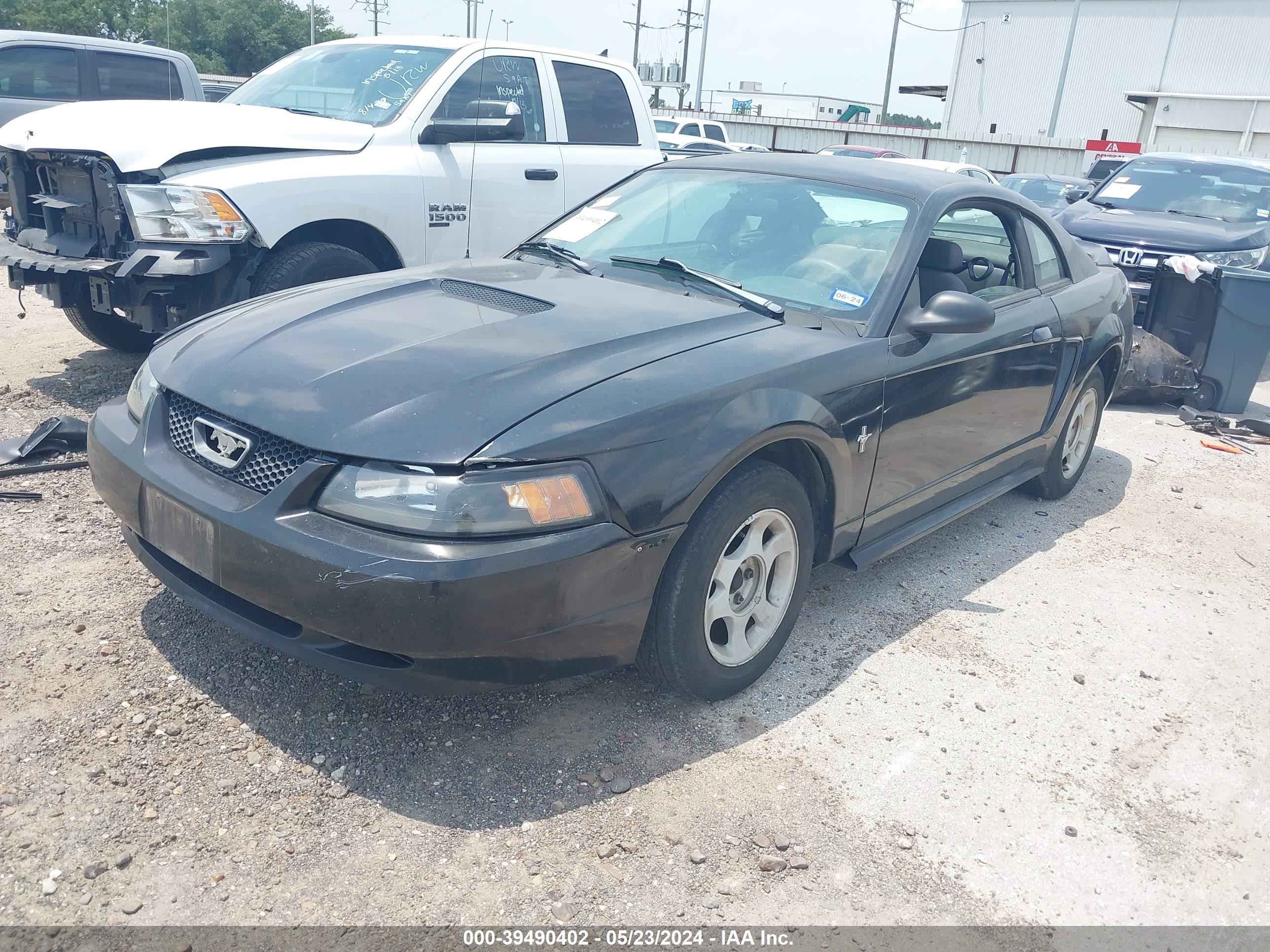 Photo 1 VIN: 1FAFP4044YF262991 - FORD MUSTANG 