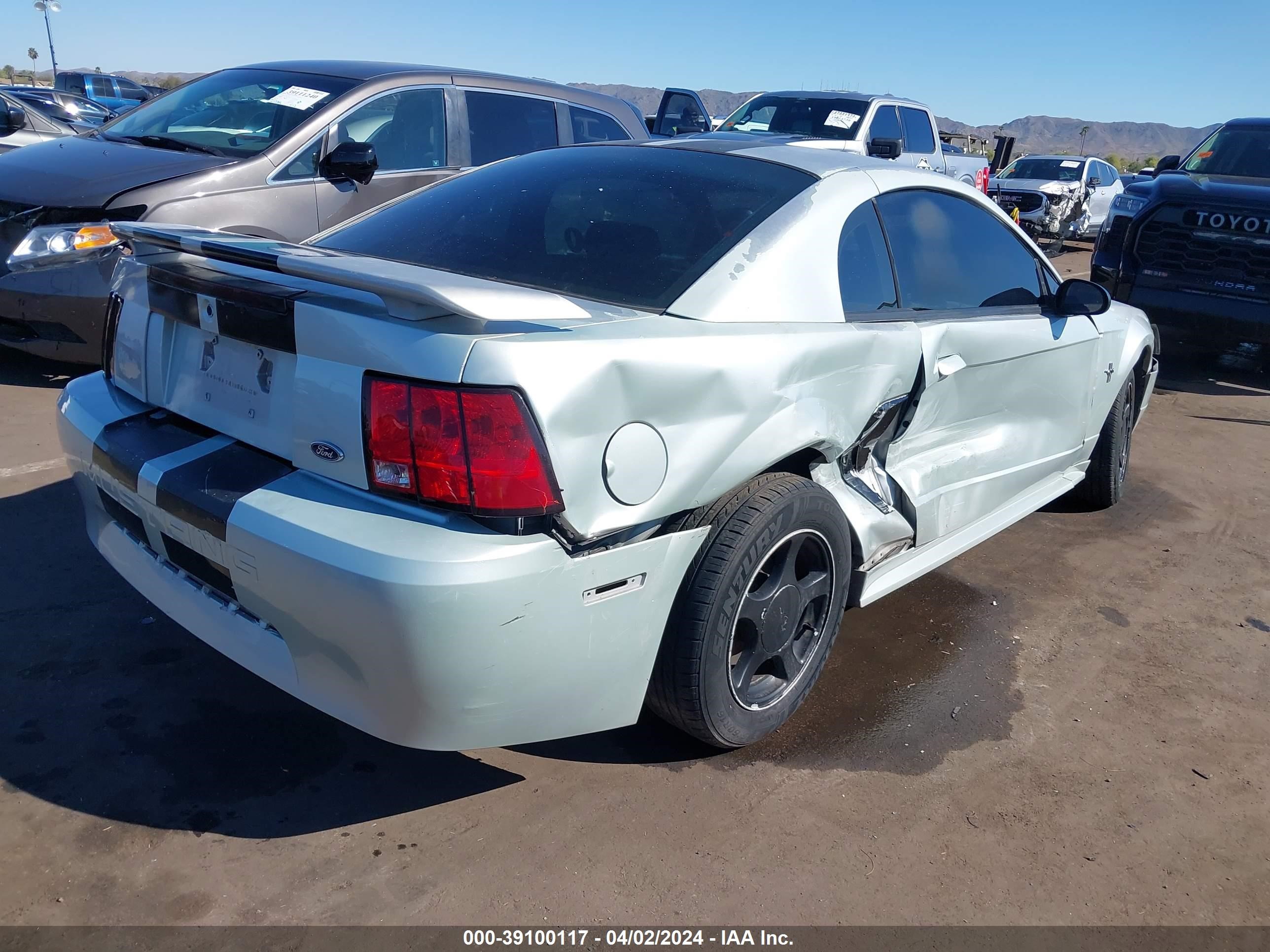 Photo 3 VIN: 1FAFP40452F240330 - FORD MUSTANG 