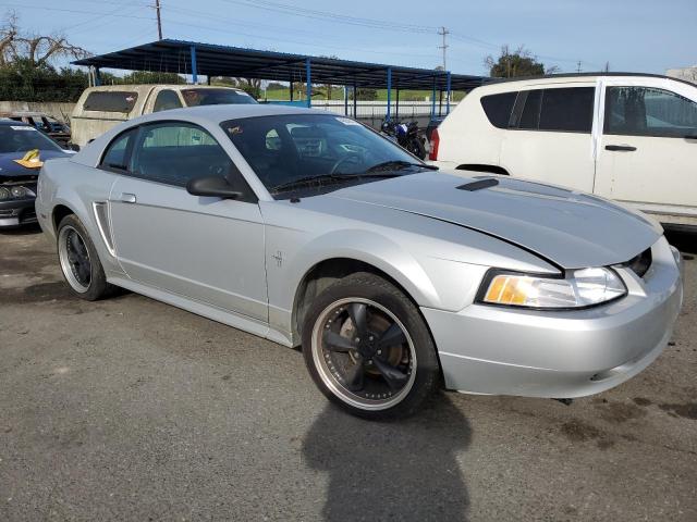 Photo 3 VIN: 1FAFP4045YF199528 - FORD MUSTANG 