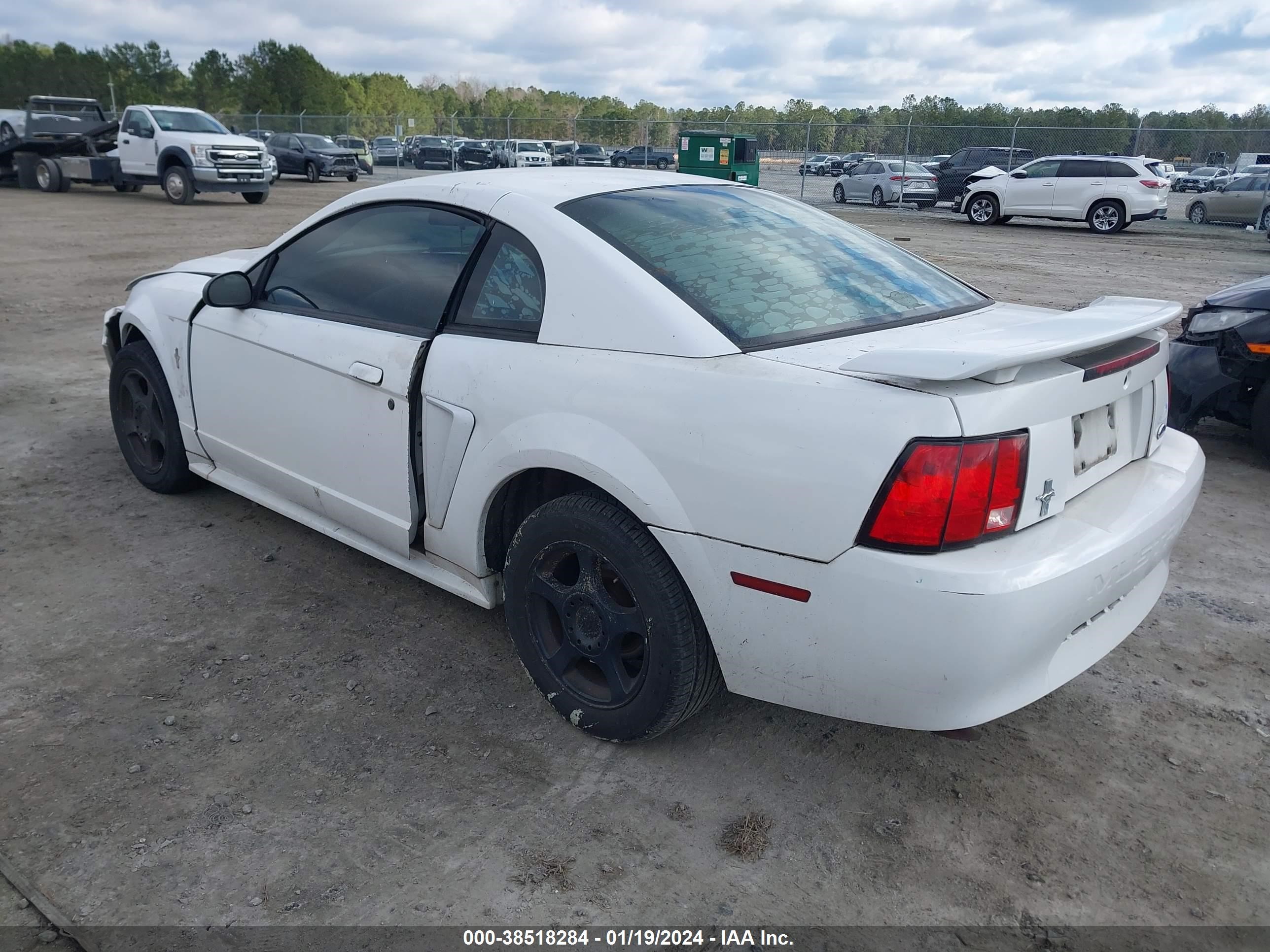 Photo 2 VIN: 1FAFP40463F432597 - FORD MUSTANG 