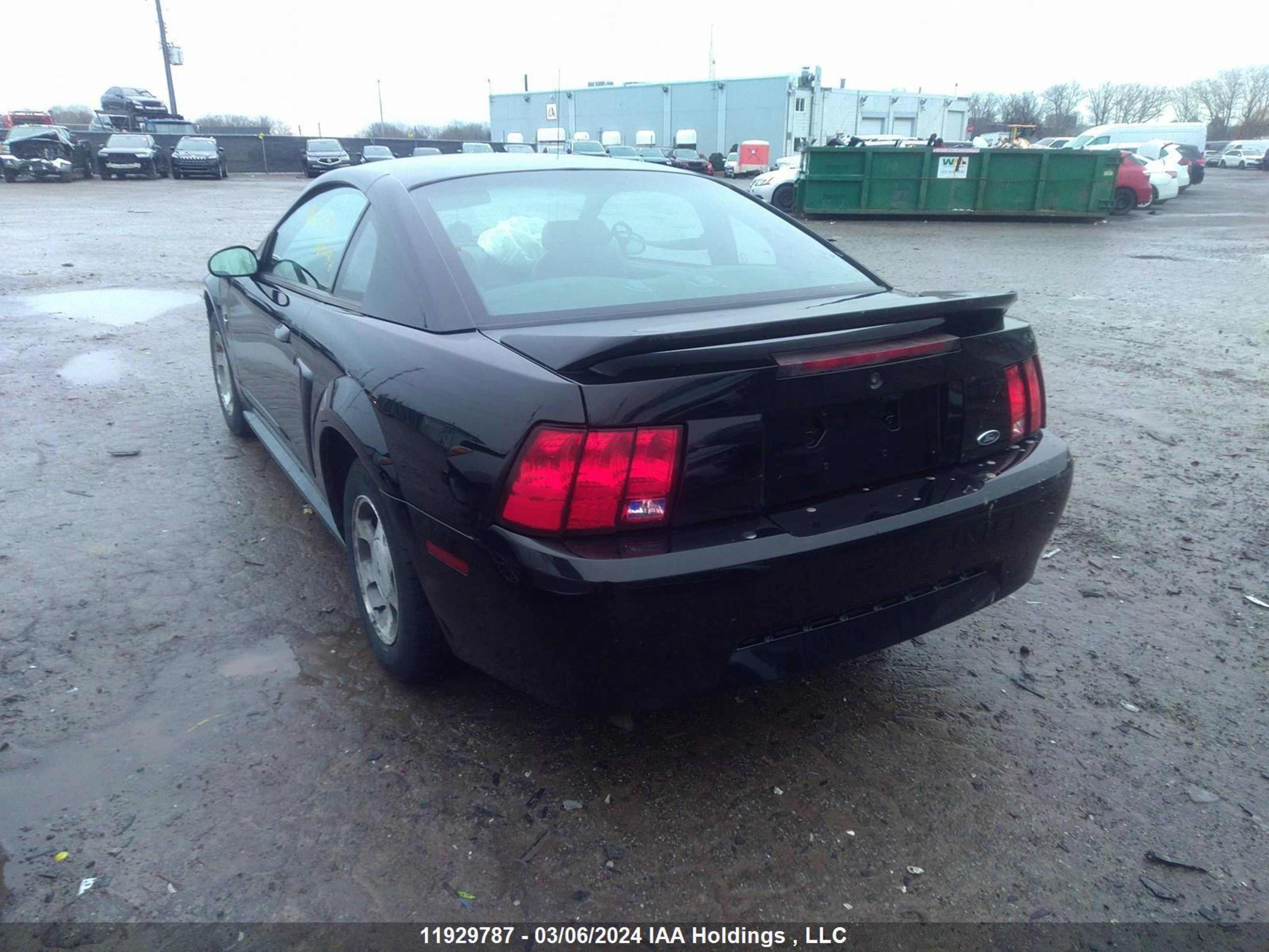 Photo 2 VIN: 1FAFP4046YF126300 - FORD MUSTANG 