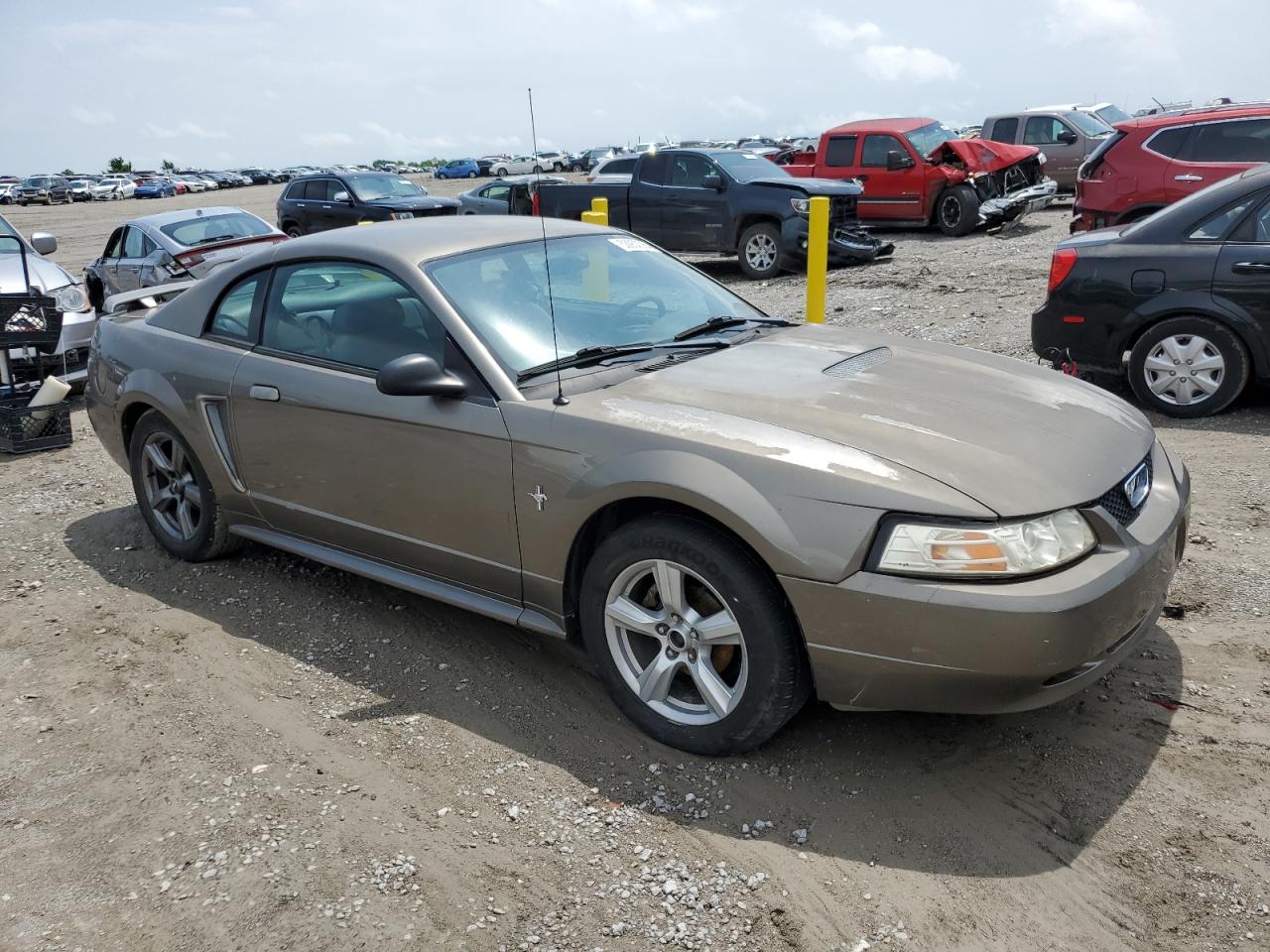 Photo 3 VIN: 1FAFP40481F256150 - FORD MUSTANG 