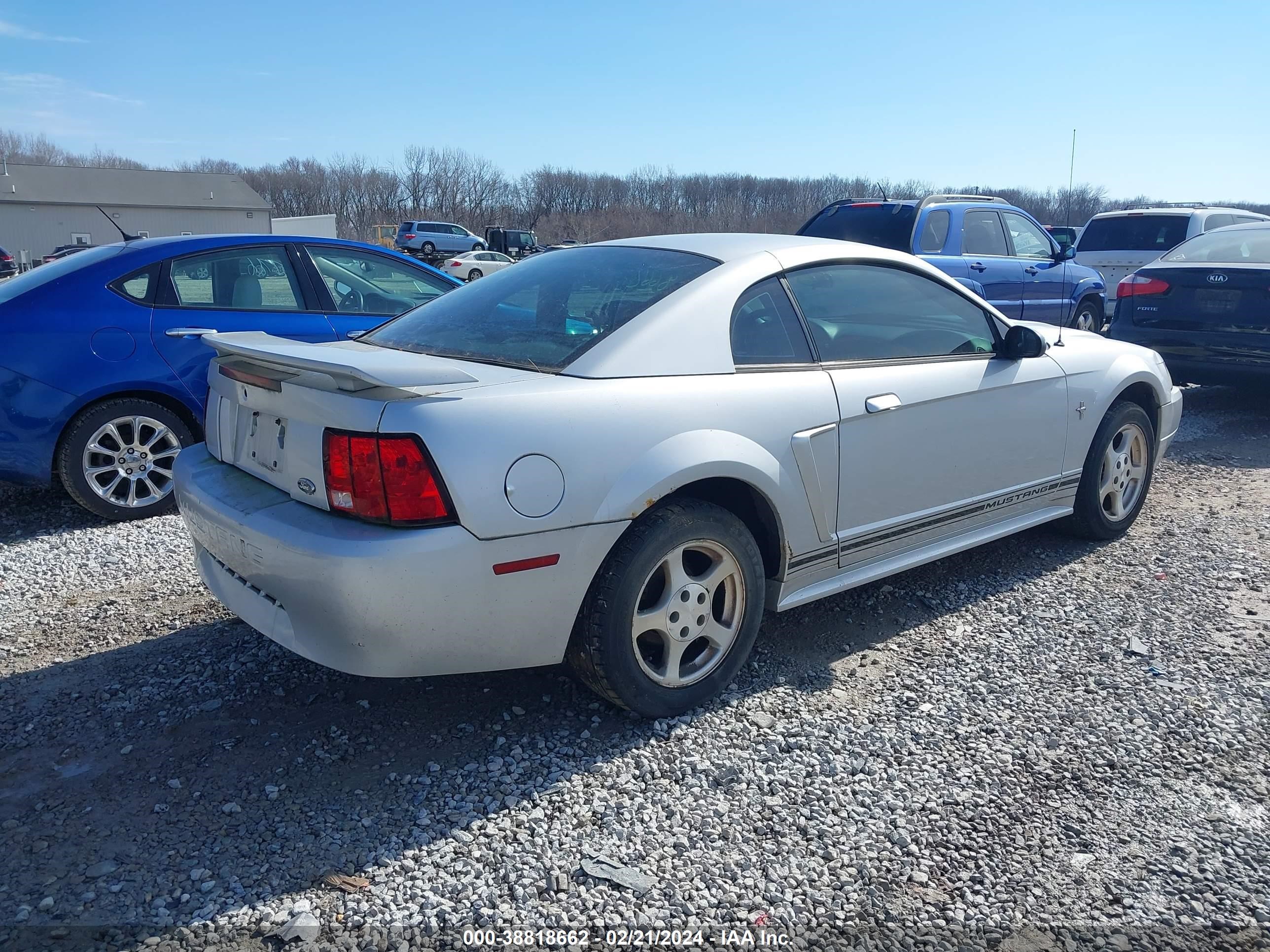 Photo 3 VIN: 1FAFP404X3F320014 - FORD MUSTANG 