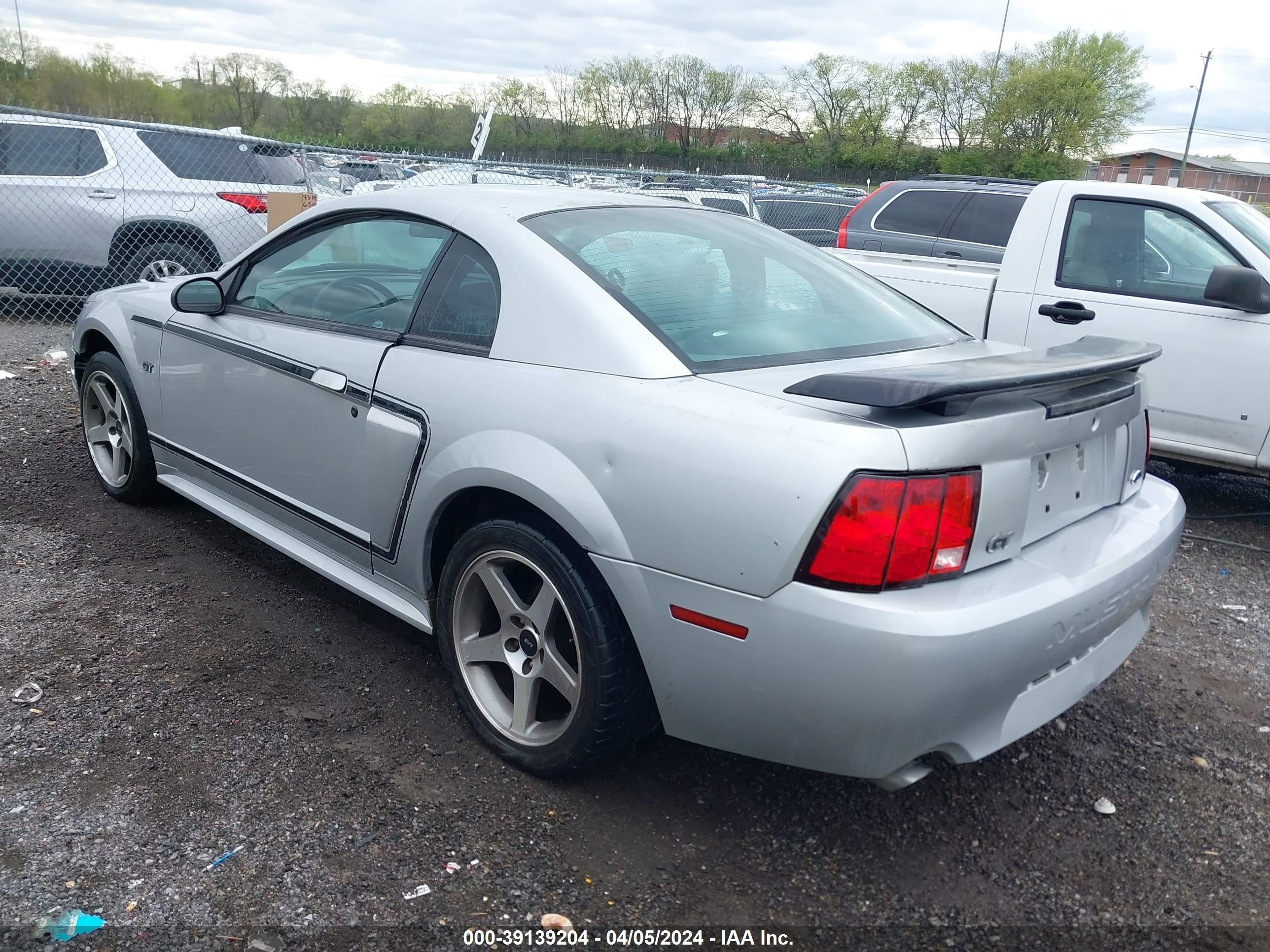 Photo 2 VIN: 1FAFP42X33F315972 - FORD MUSTANG 