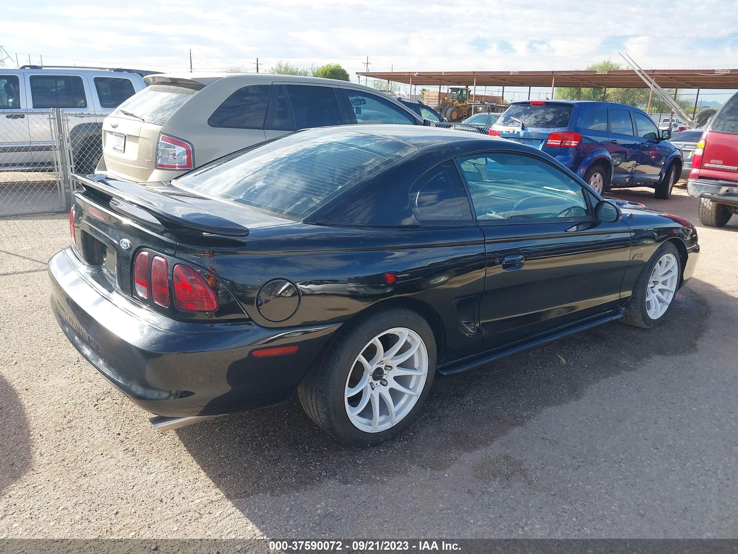 Photo 3 VIN: 1FAFP42X5WF168753 - FORD MUSTANG 