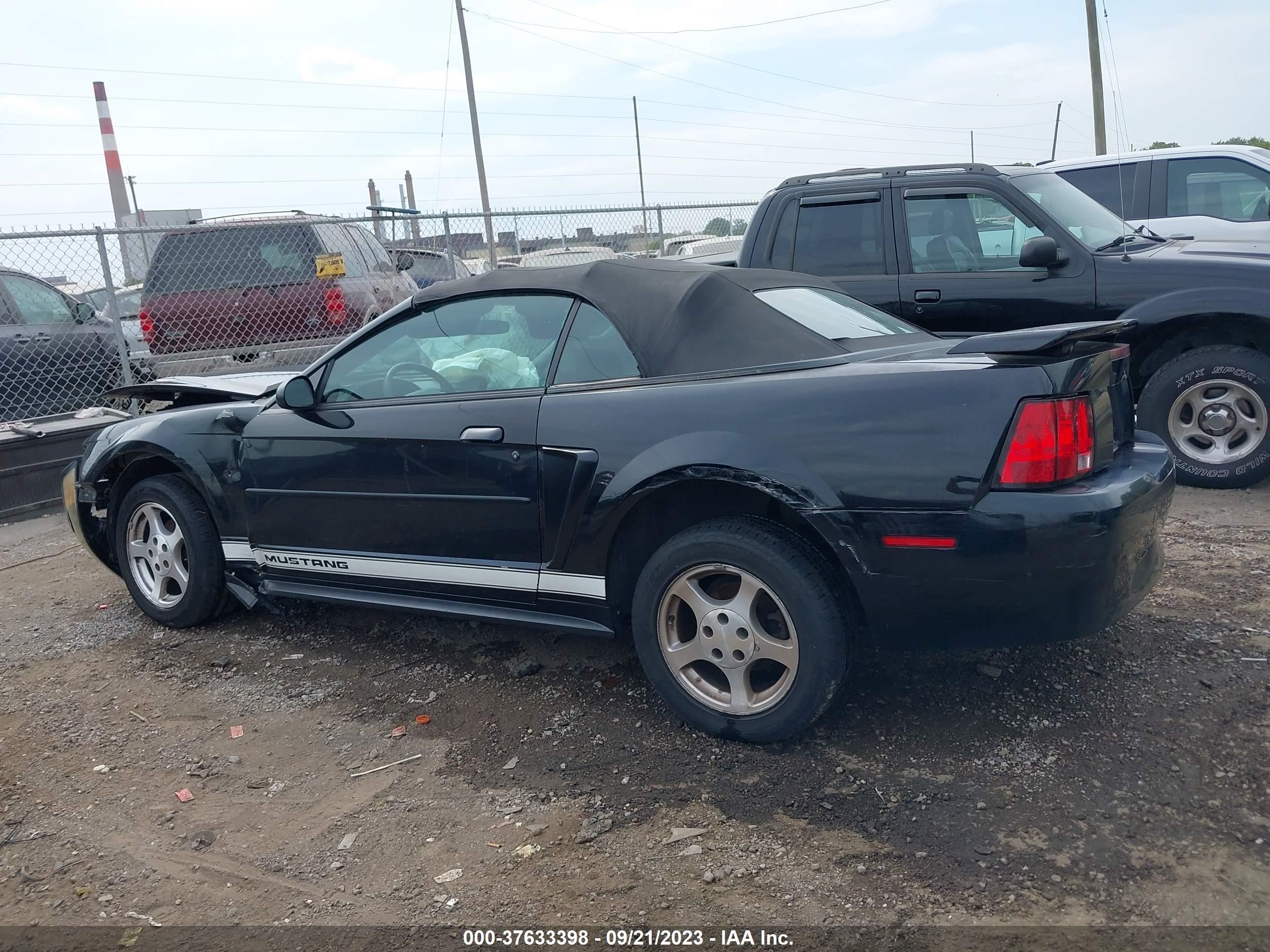 Photo 13 VIN: 1FAFP44402F198398 - FORD MUSTANG 