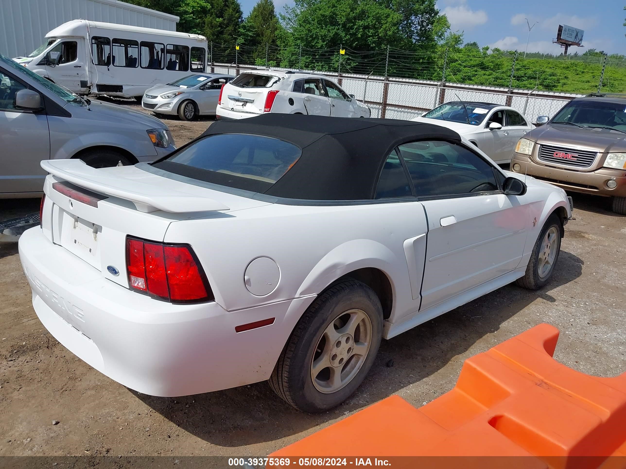 Photo 3 VIN: 1FAFP44463F362268 - FORD MUSTANG 