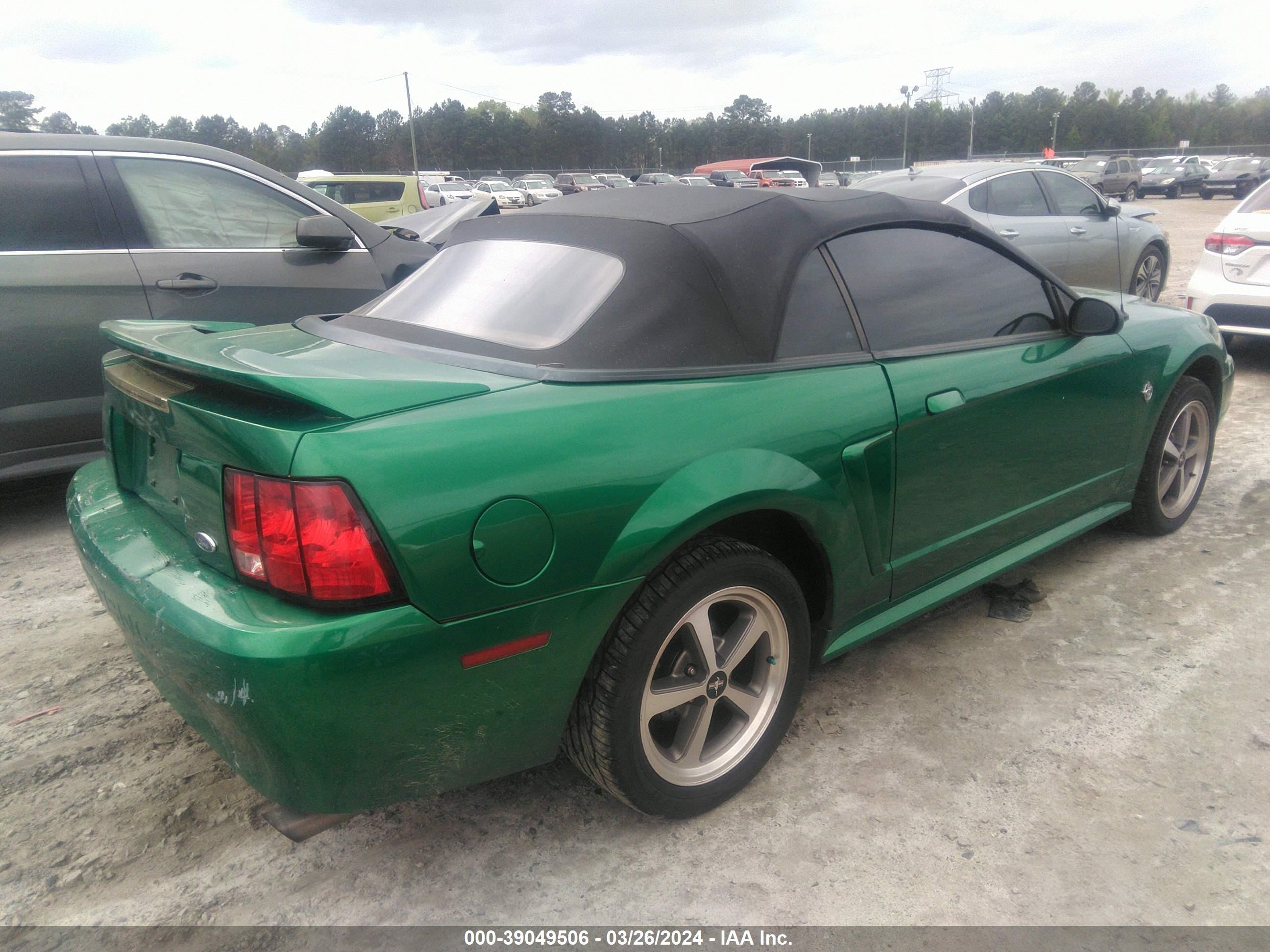 Photo 3 VIN: 1FAFP4448XF218713 - FORD MUSTANG 