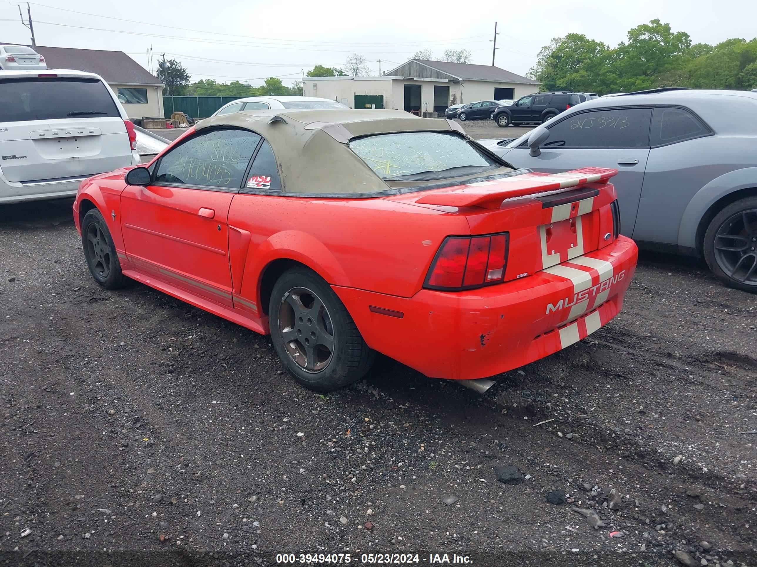 Photo 2 VIN: 1FAFP444X1F159431 - FORD MUSTANG 