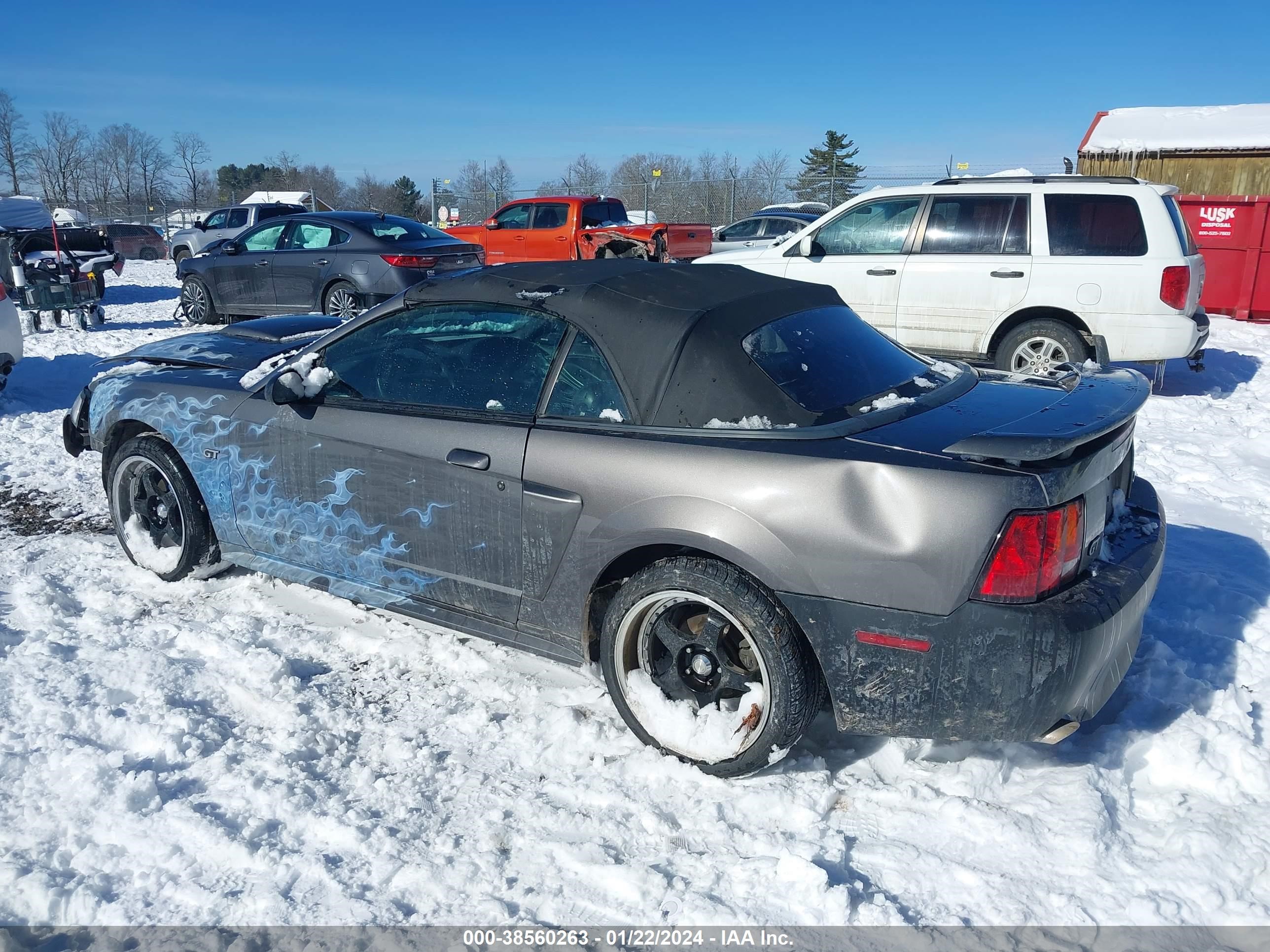 Photo 2 VIN: 1FAFP45X03F313608 - FORD MUSTANG 