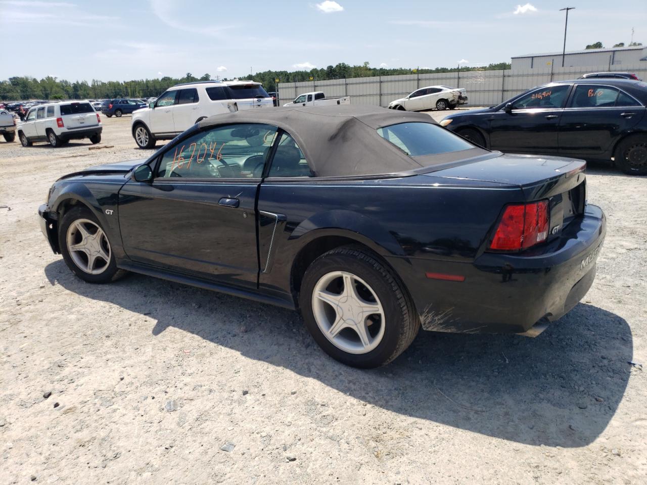 Photo 1 VIN: 1FAFP45X2YF285849 - FORD MUSTANG 