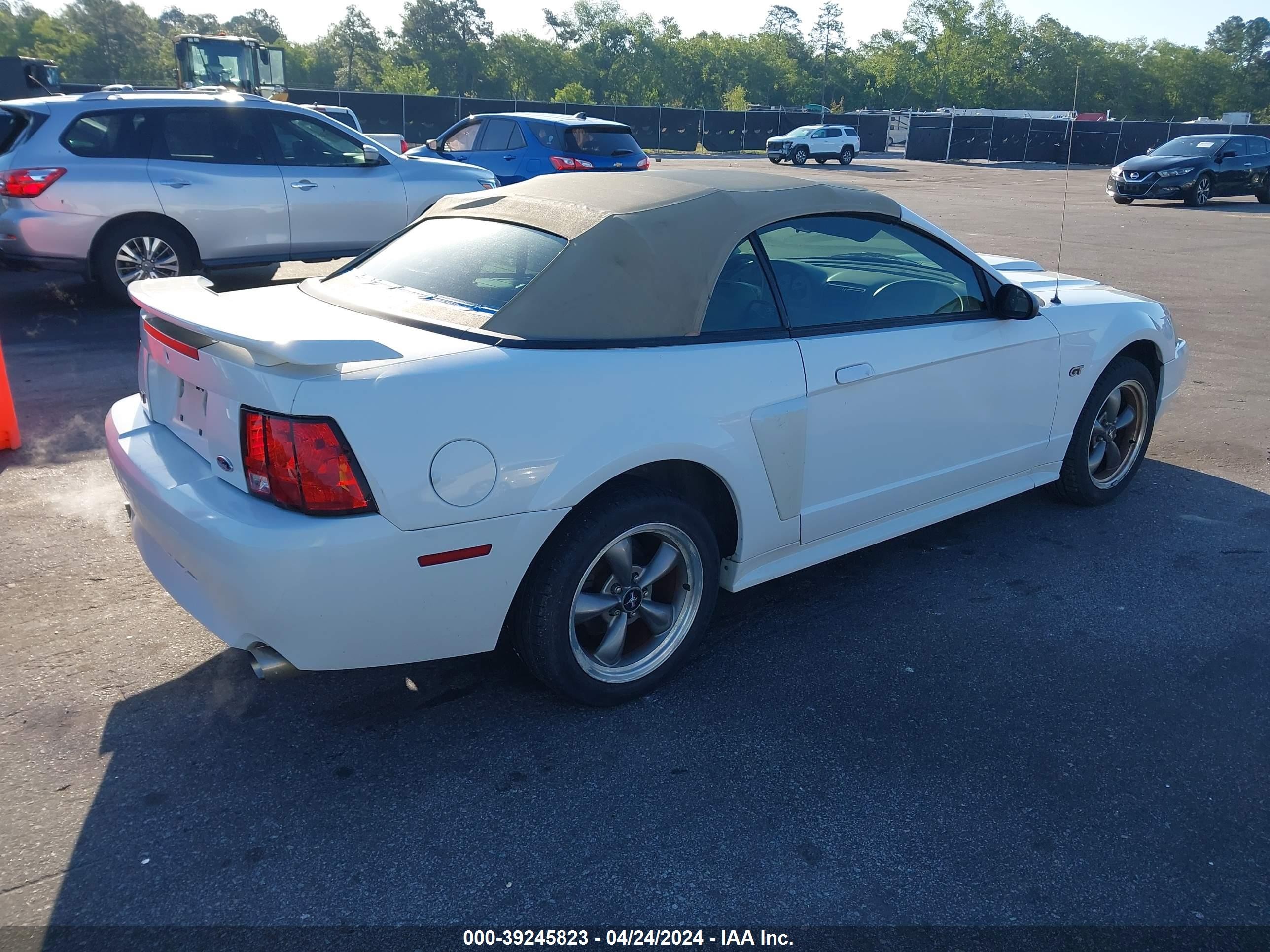 Photo 3 VIN: 1FAFP45X43F305513 - FORD MUSTANG 