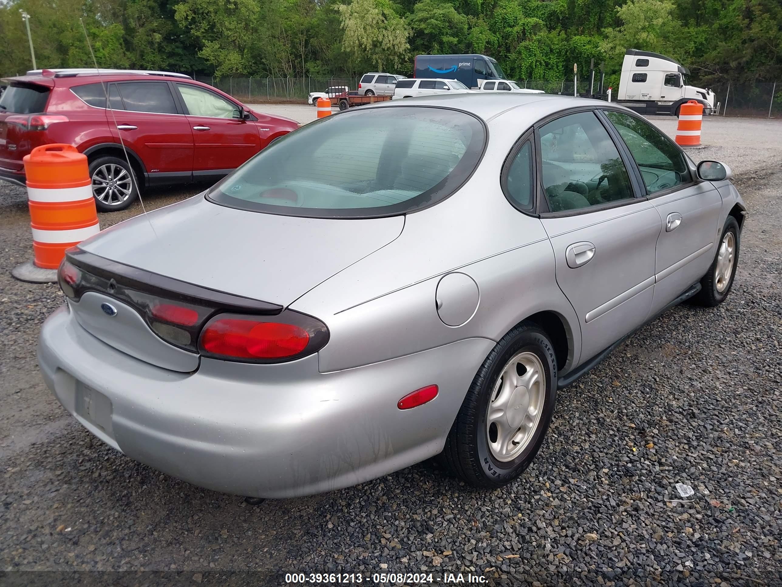 Photo 3 VIN: 1FAFP52S3WG151485 - FORD TAURUS 