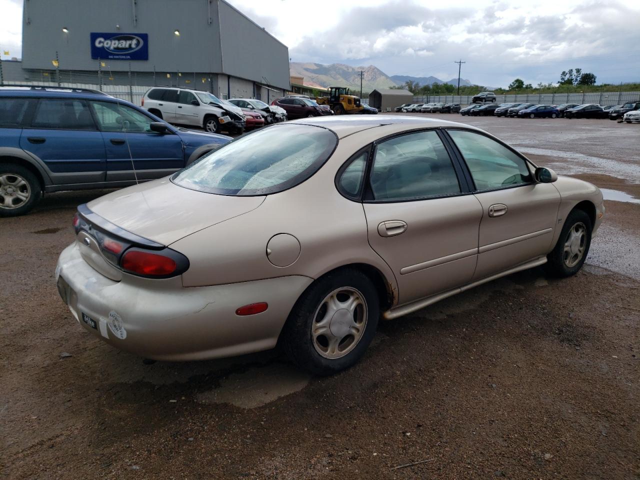 Photo 2 VIN: 1FAFP52SXWA162471 - FORD TAURUS 