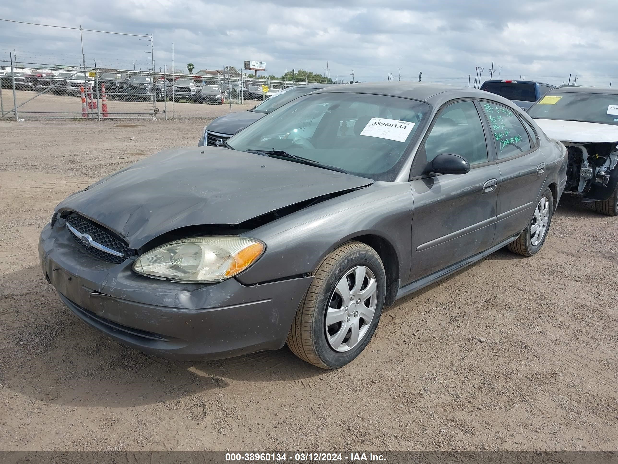 Photo 1 VIN: 1FAFP52U03A120520 - FORD TAURUS 