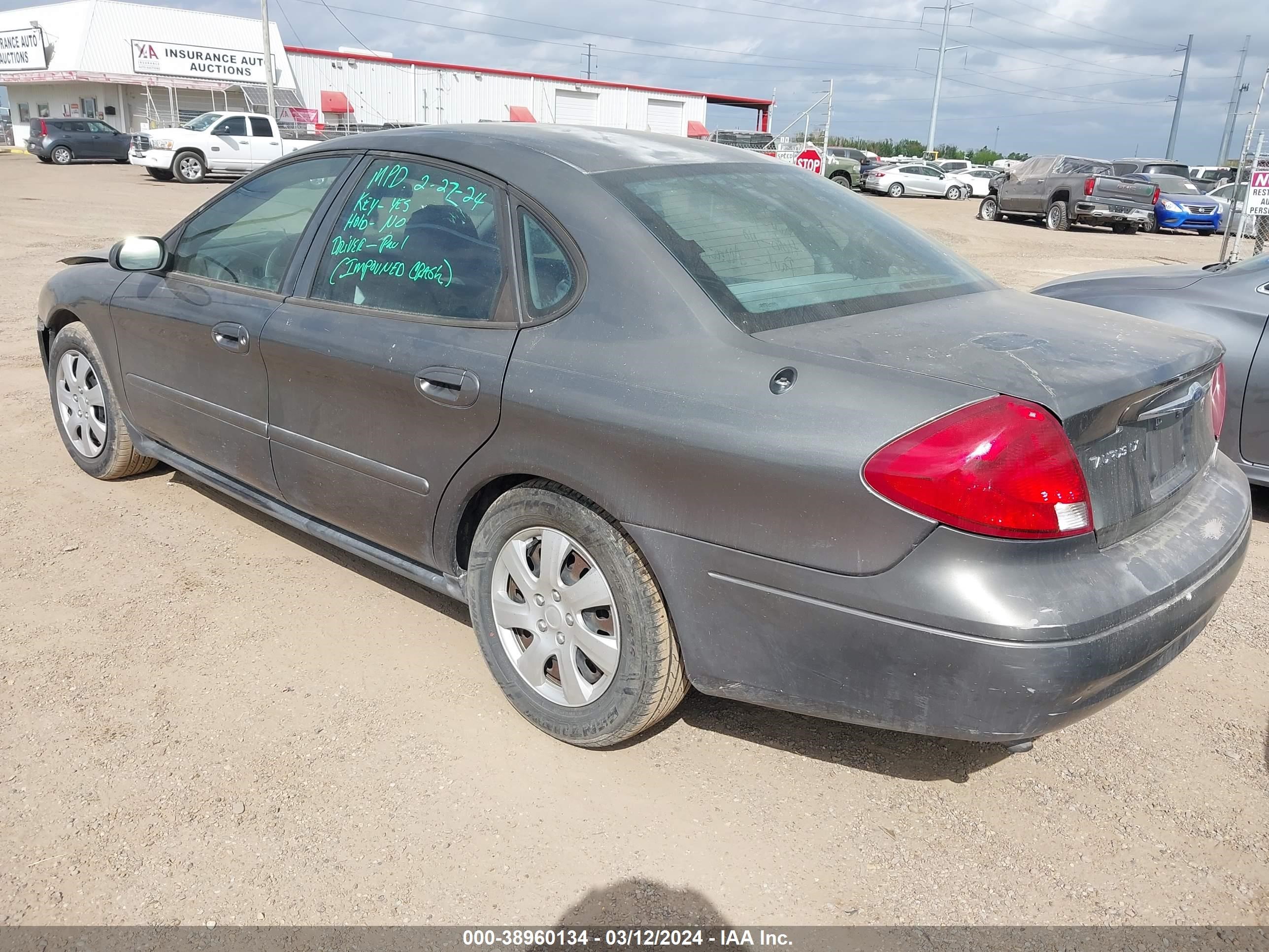 Photo 2 VIN: 1FAFP52U03A120520 - FORD TAURUS 