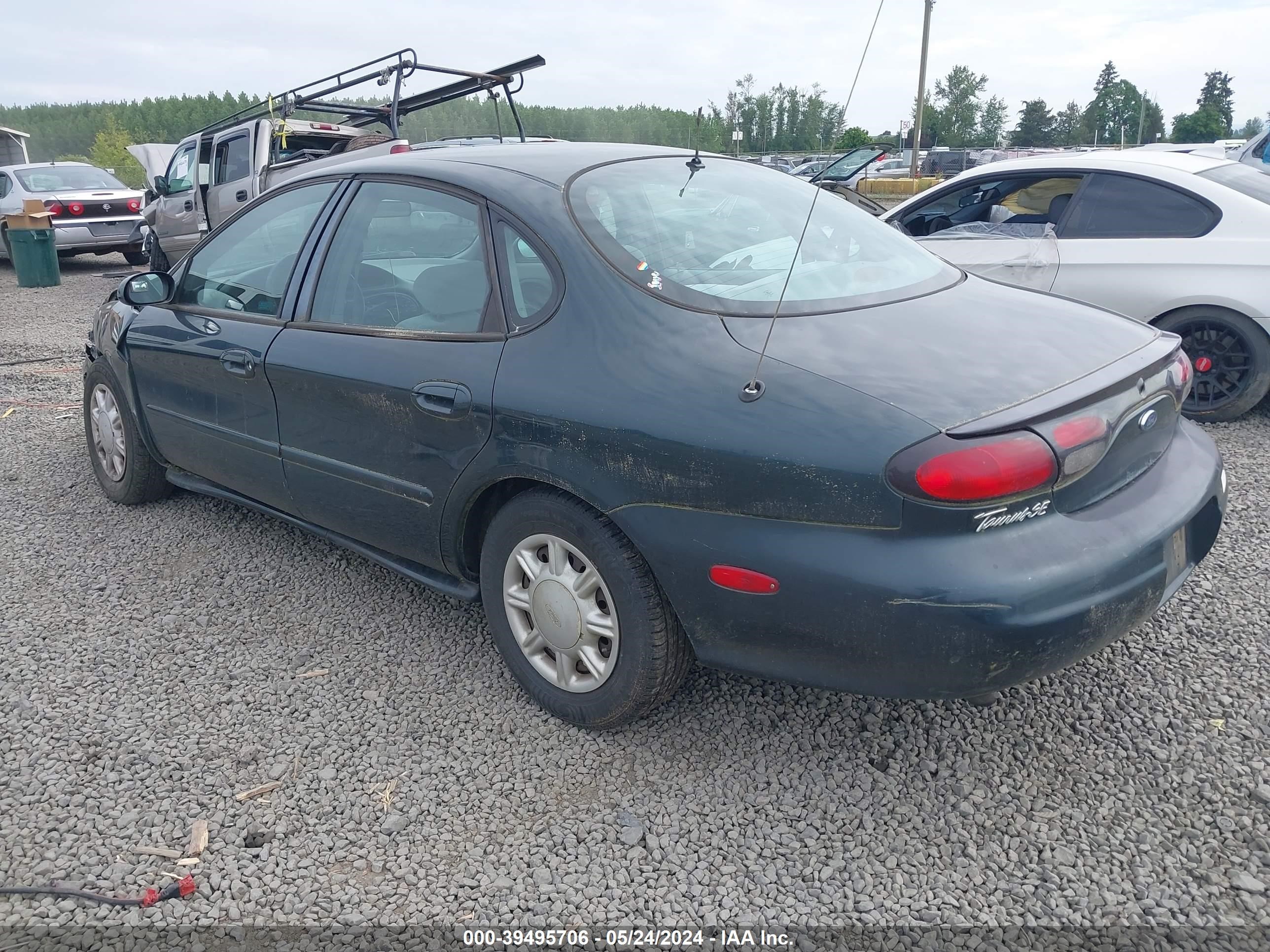 Photo 2 VIN: 1FAFP52U5WA104706 - FORD TAURUS 