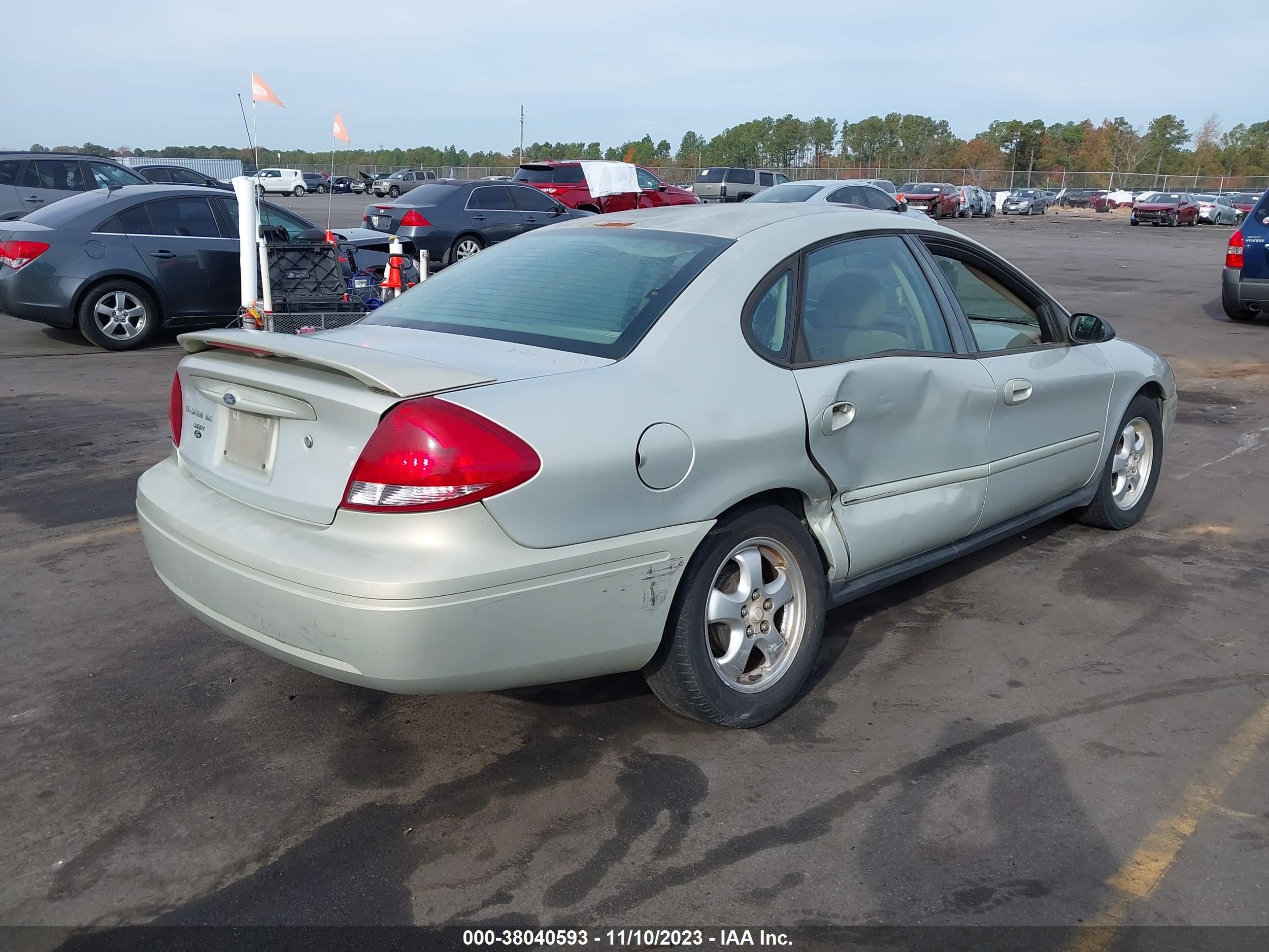 Photo 3 VIN: 1FAFP53215A133454 - FORD TAURUS 