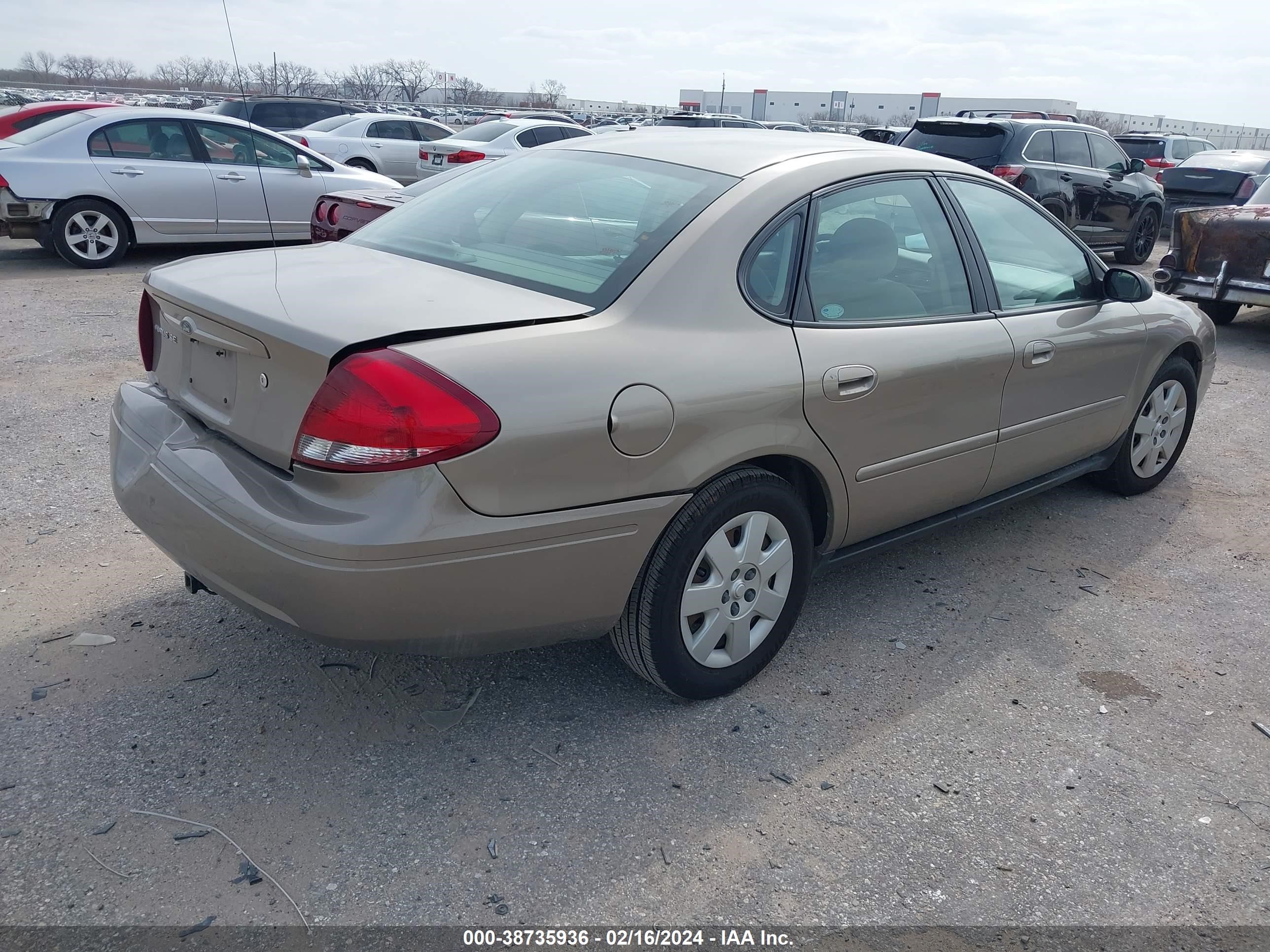 Photo 3 VIN: 1FAFP53235A161403 - FORD TAURUS 