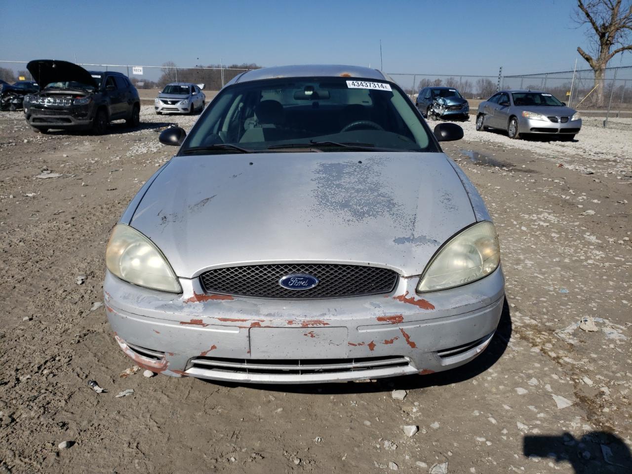 Photo 4 VIN: 1FAFP53255A246730 - FORD TAURUS 