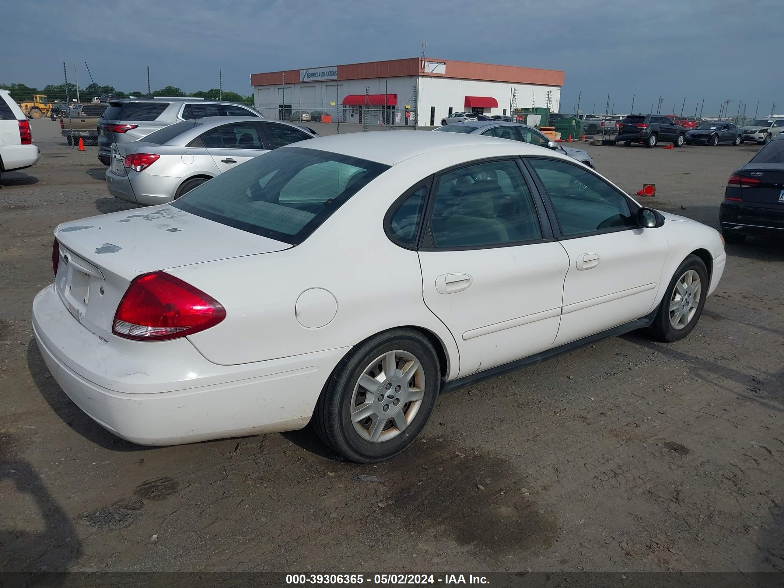 Photo 3 VIN: 1FAFP53286A252894 - FORD TAURUS 