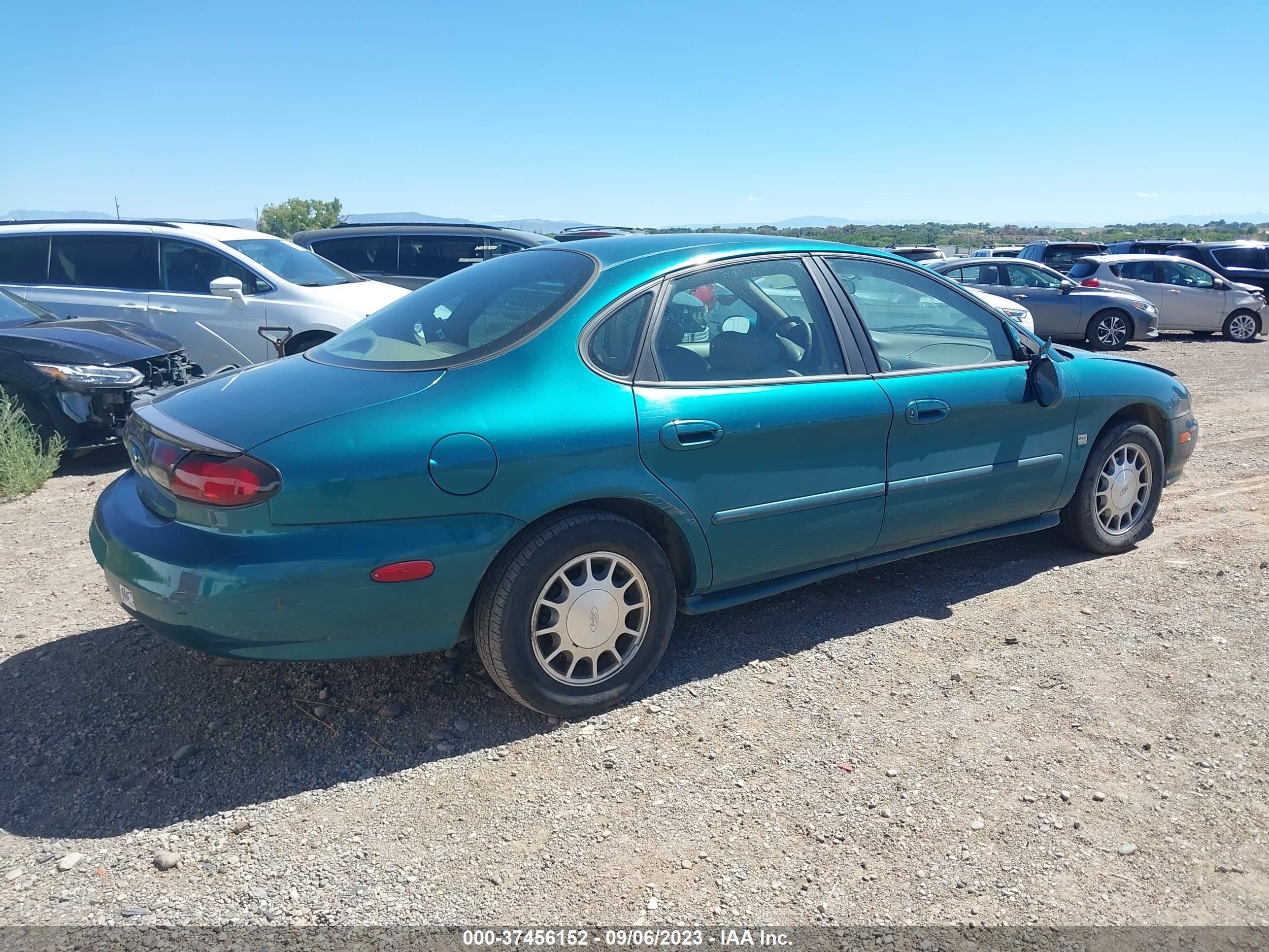 Photo 3 VIN: 1FAFP53S3WG115536 - FORD TAURUS 