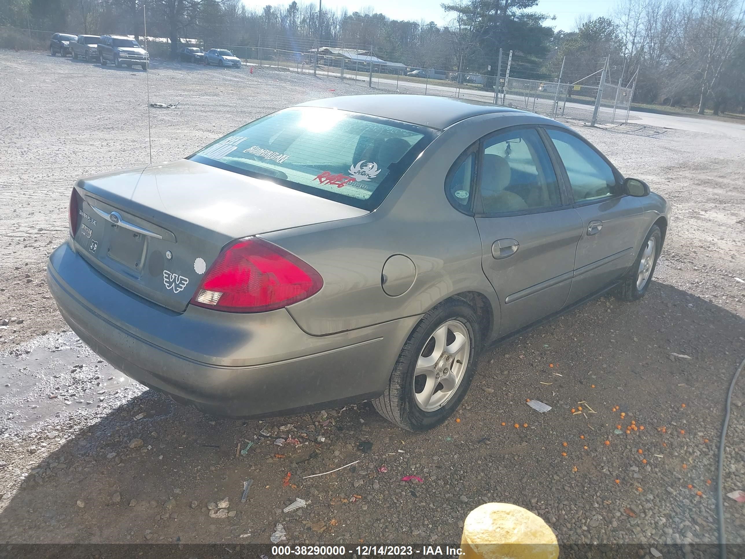 Photo 3 VIN: 1FAFP53U02G283310 - FORD TAURUS 