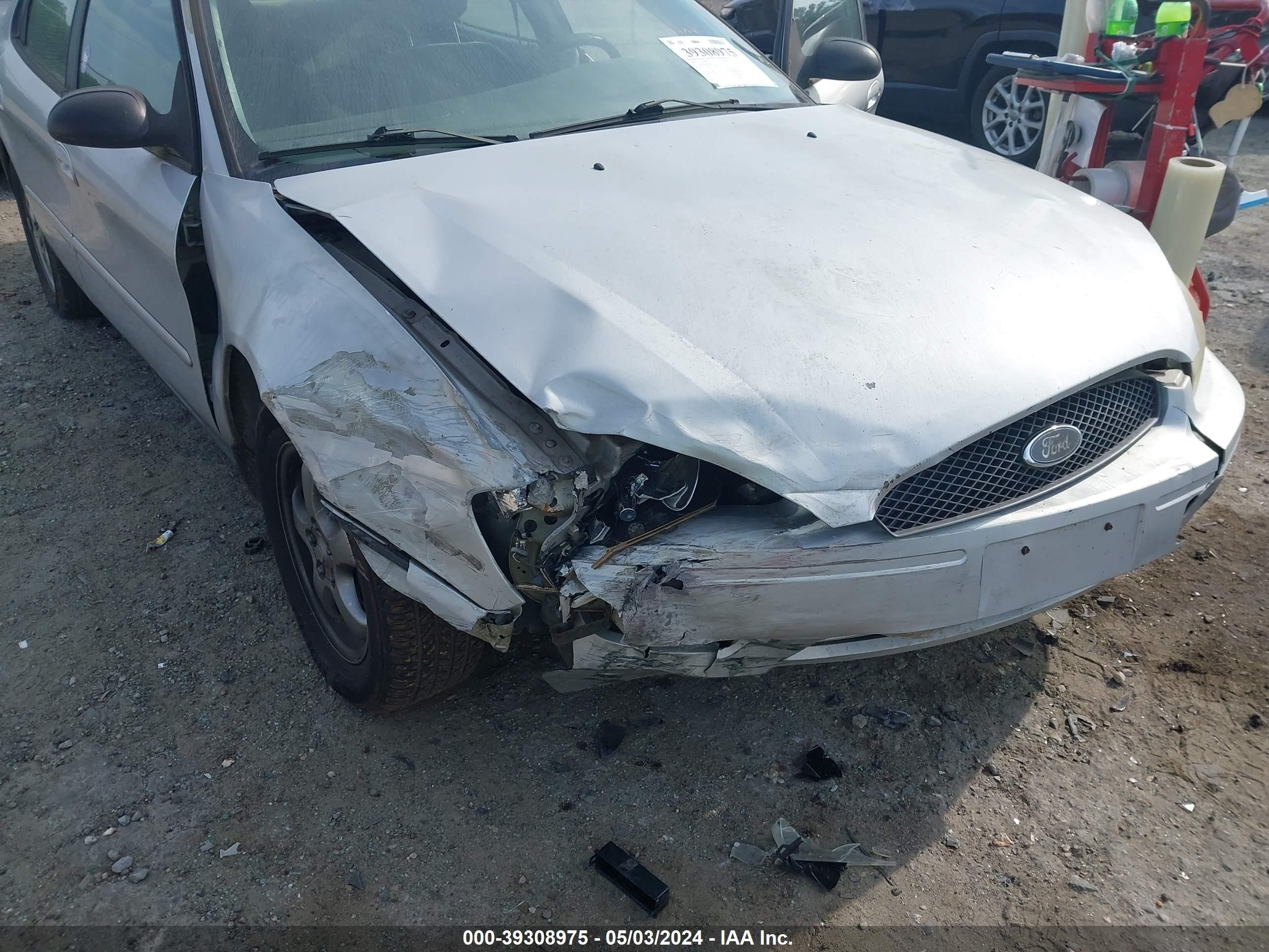 Photo 5 VIN: 1FAFP53U06A148207 - FORD TAURUS 