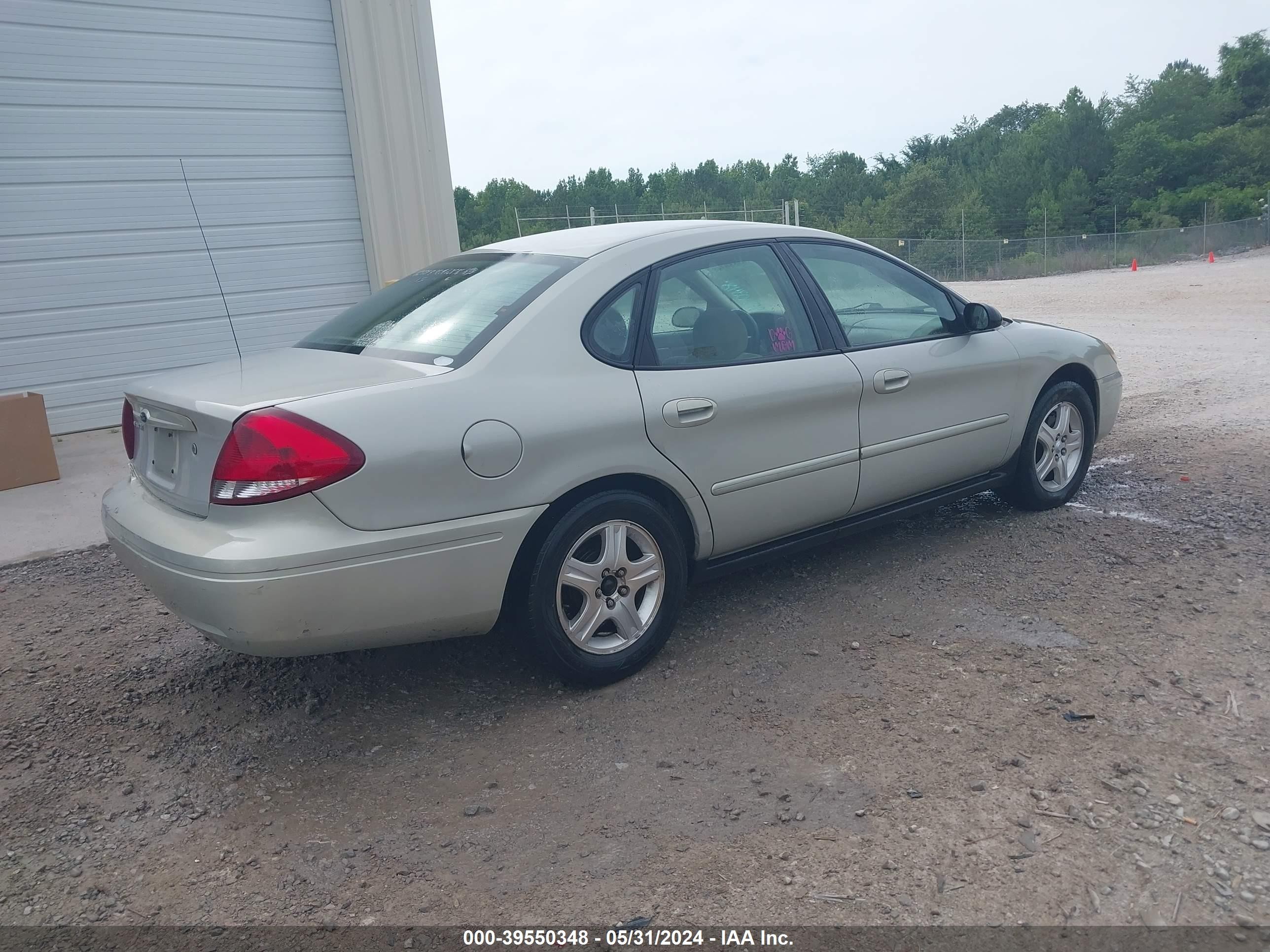 Photo 3 VIN: 1FAFP53U07A196257 - FORD TAURUS 