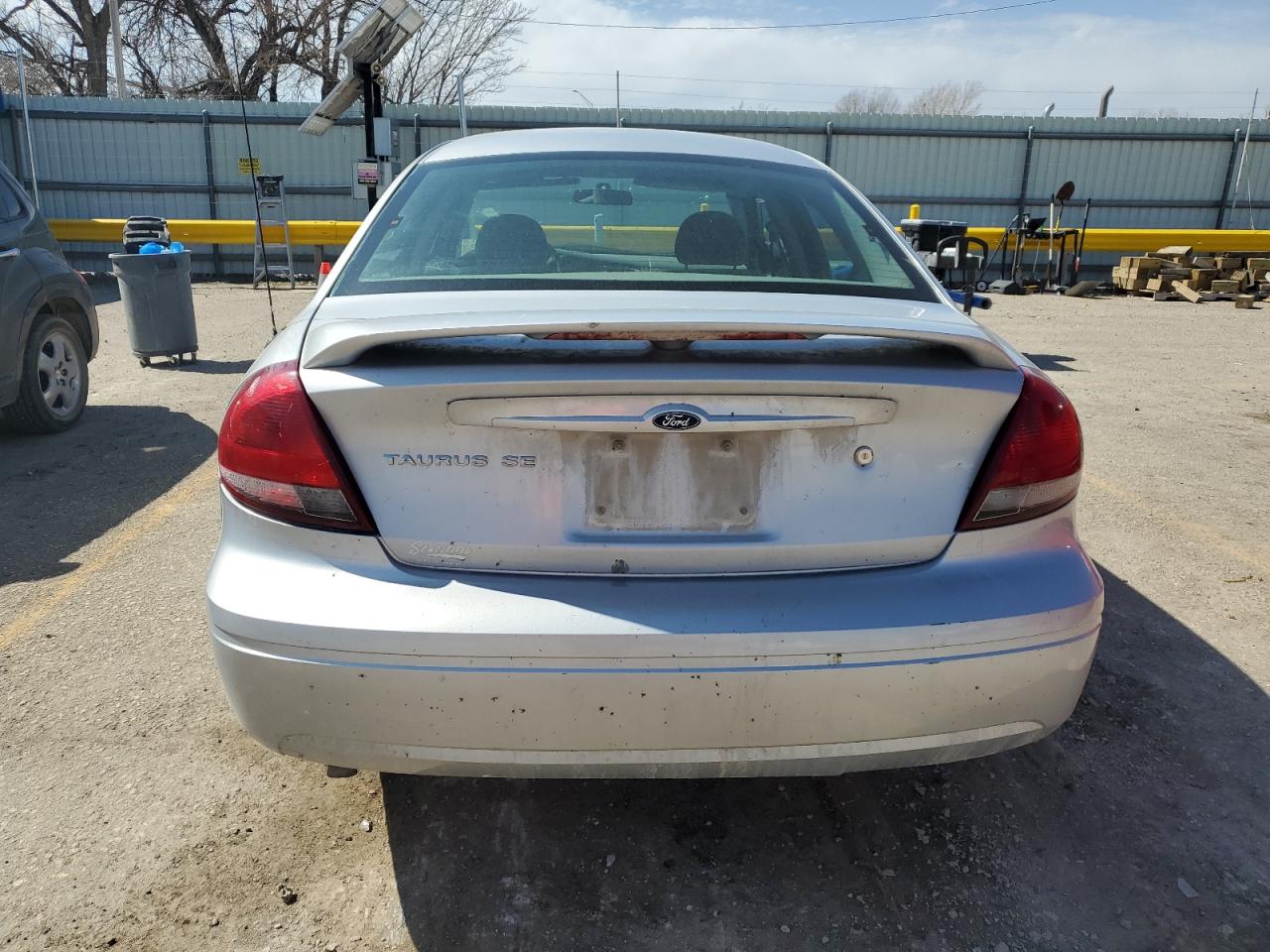 Photo 5 VIN: 1FAFP53U15A146349 - FORD TAURUS 