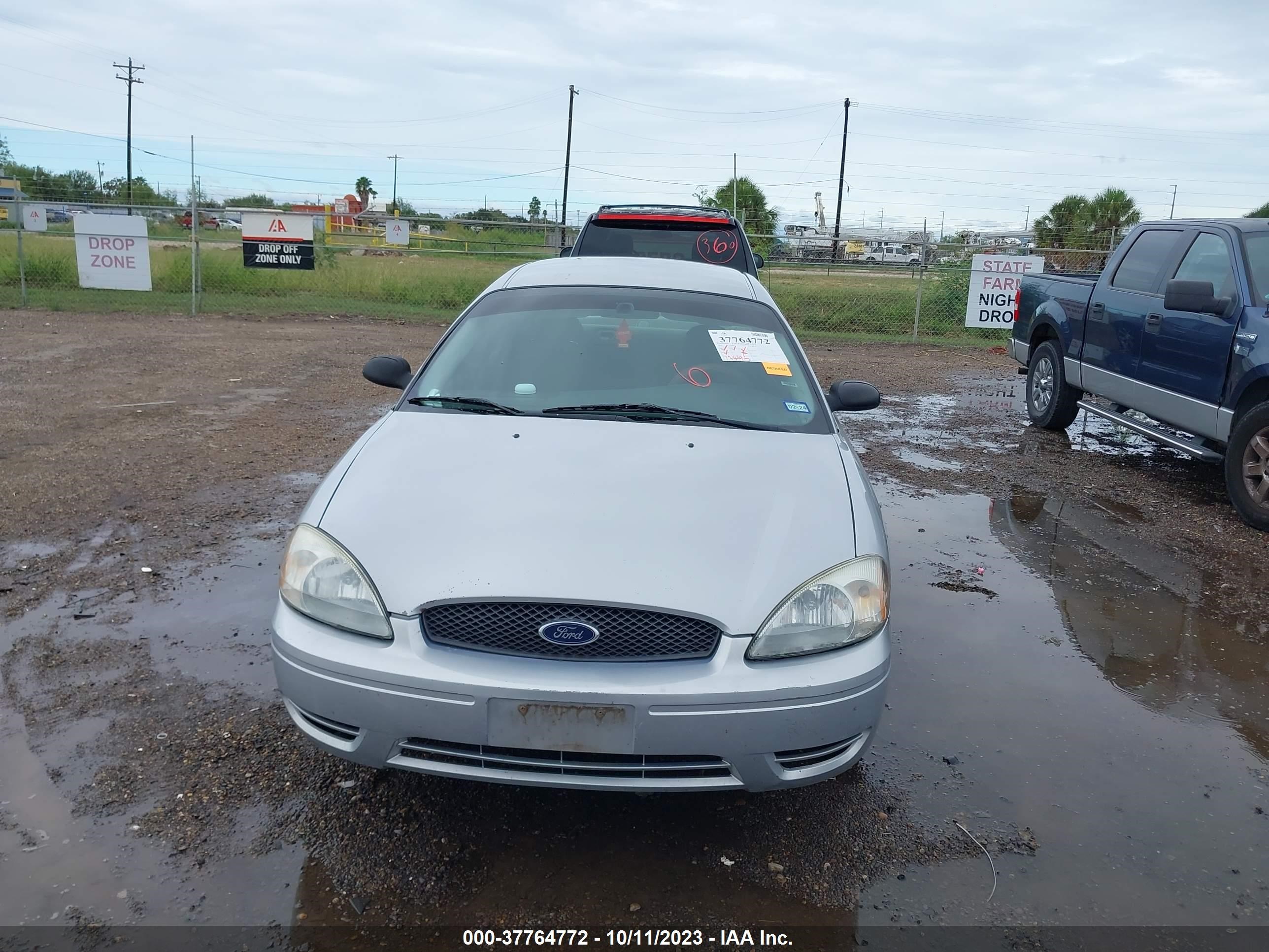 Photo 5 VIN: 1FAFP53U16A183113 - FORD TAURUS 