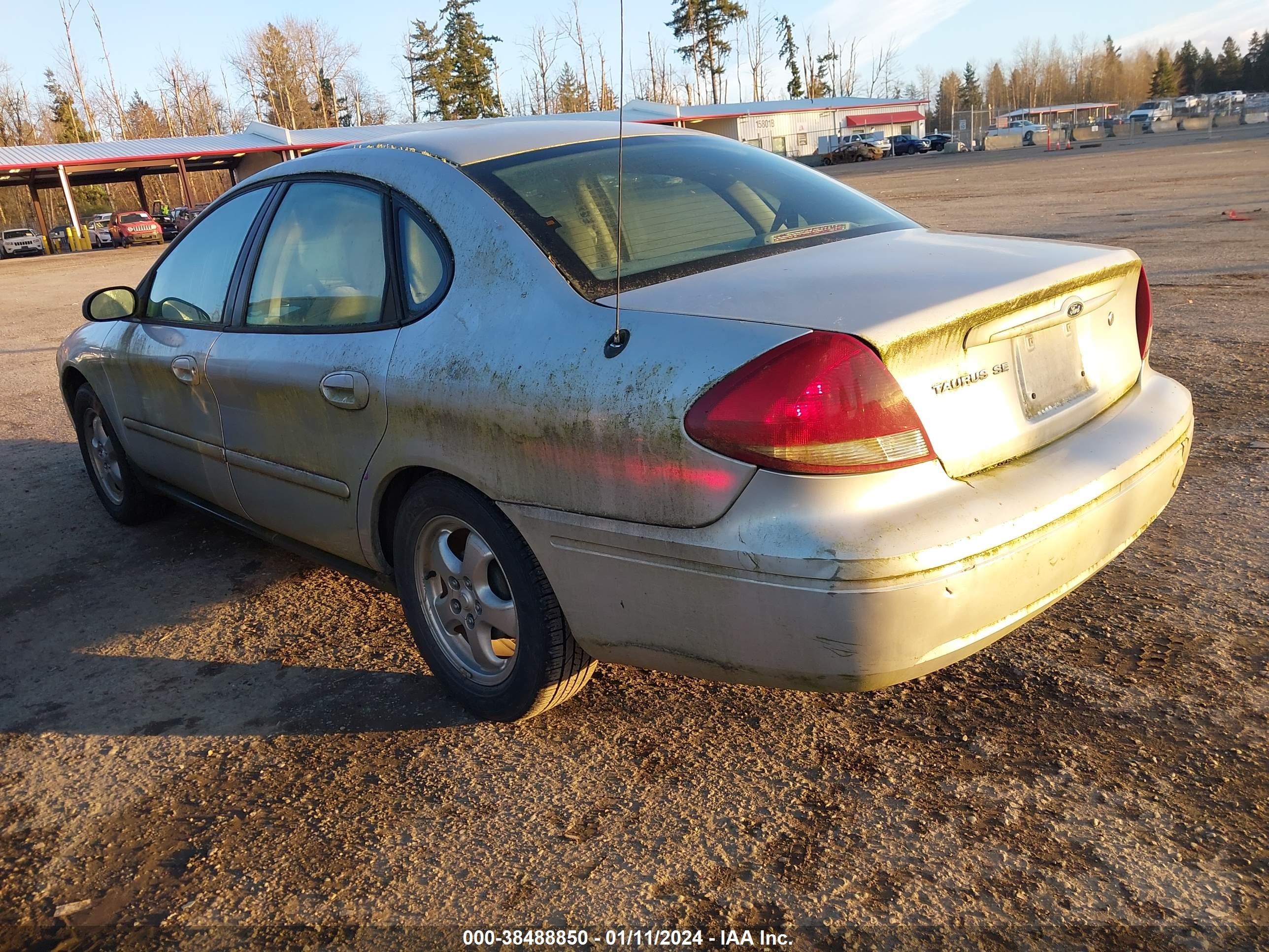 Photo 2 VIN: 1FAFP53U16A183550 - FORD TAURUS 