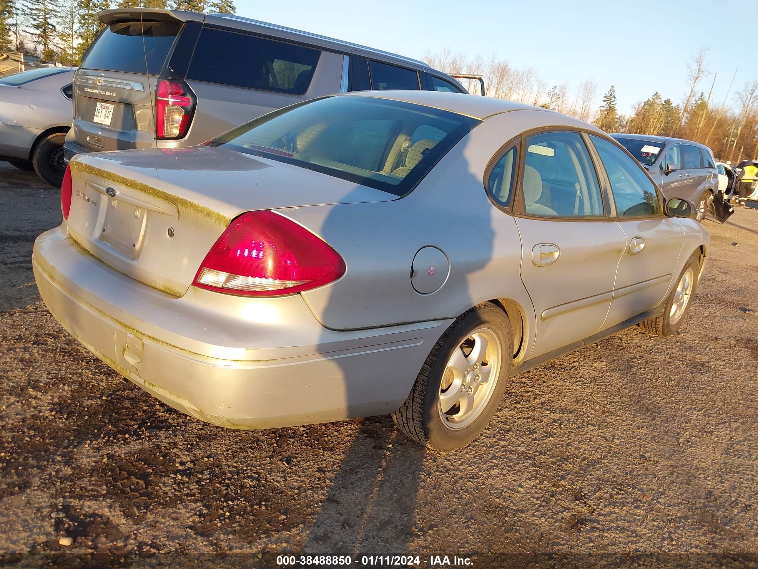 Photo 3 VIN: 1FAFP53U16A183550 - FORD TAURUS 