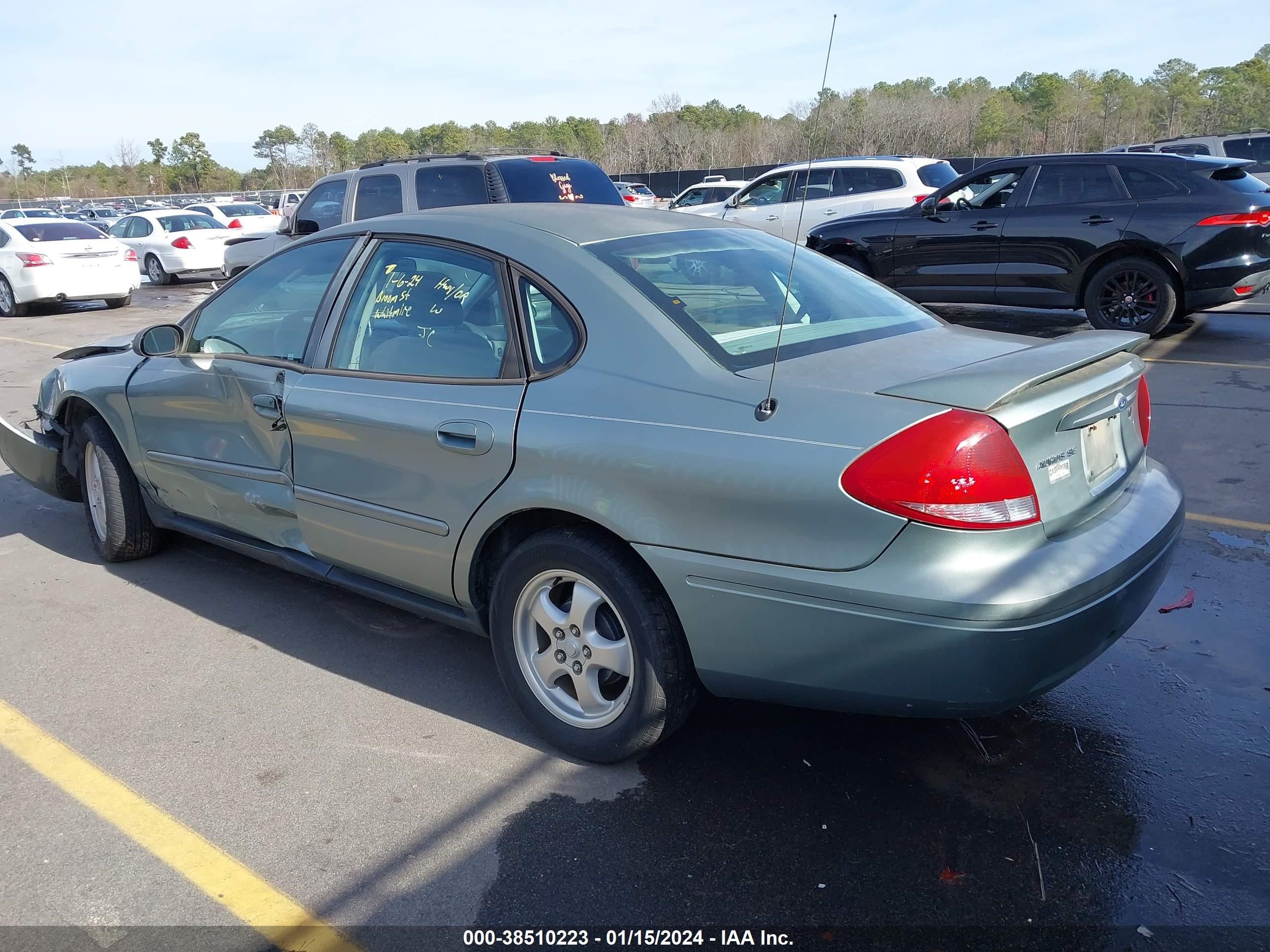 Photo 2 VIN: 1FAFP53U25A226081 - FORD TAURUS 