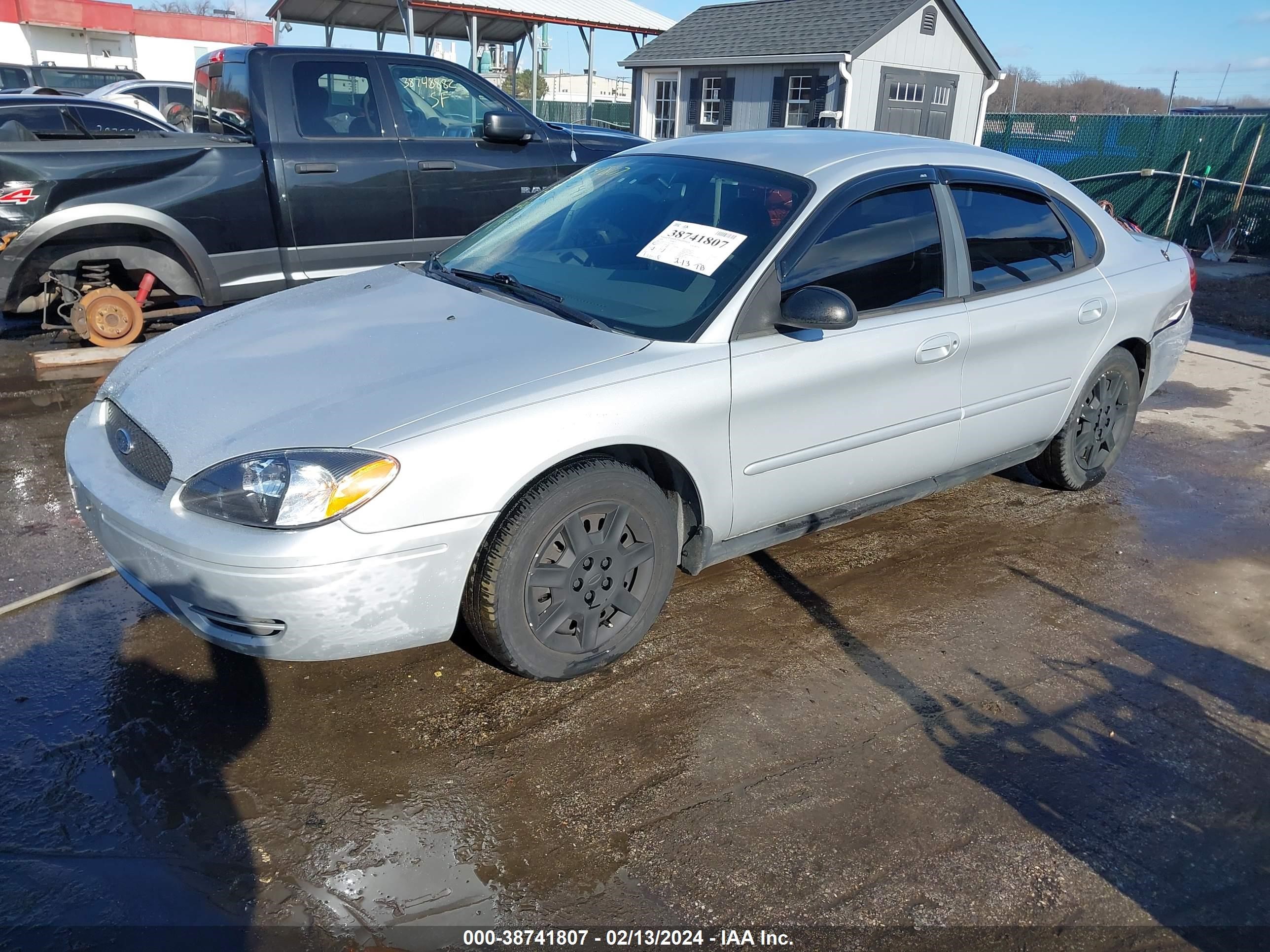 Photo 1 VIN: 1FAFP53U36A124614 - FORD TAURUS 